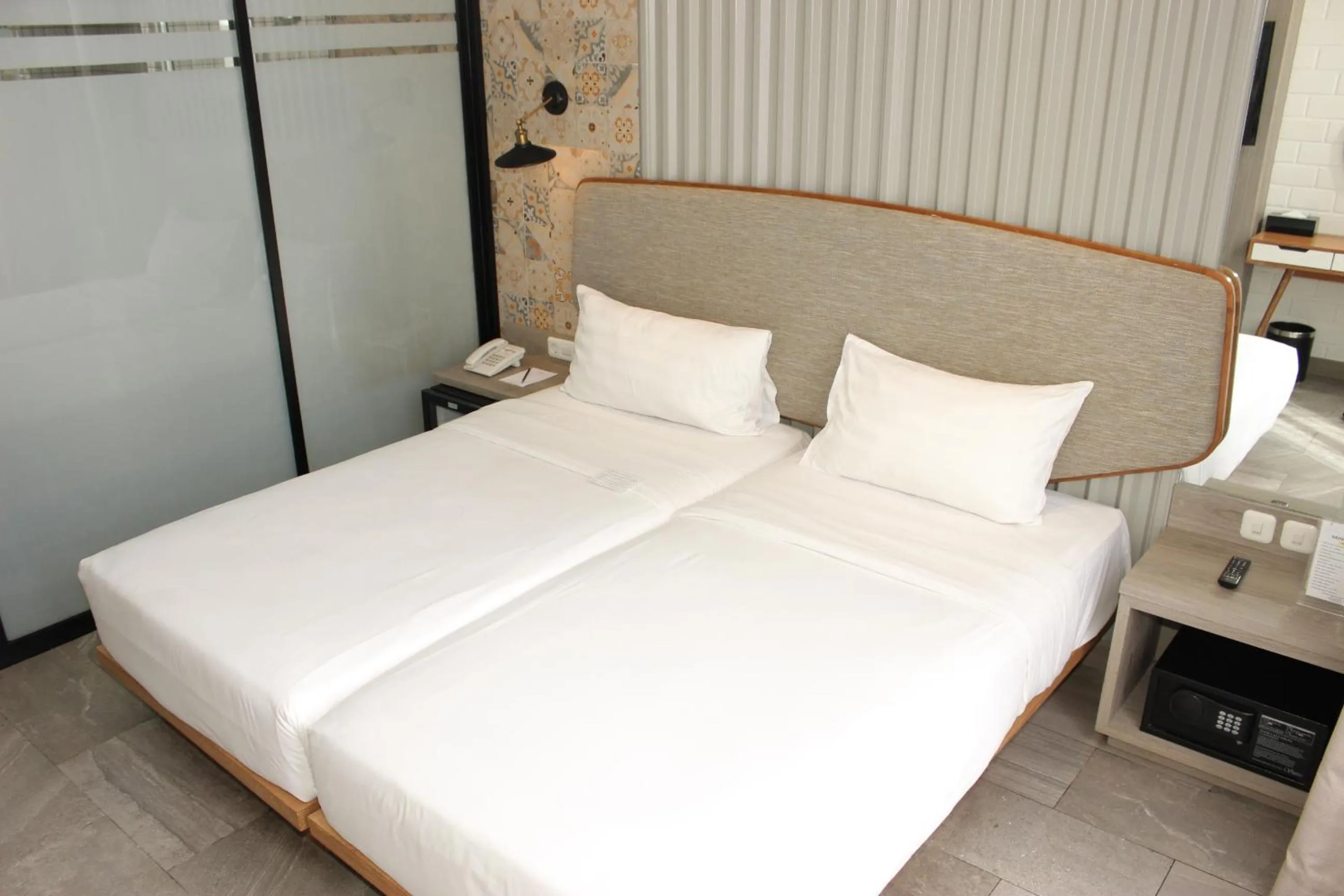 Photo of the whole room, Bed in Ana Hotel Jakarta