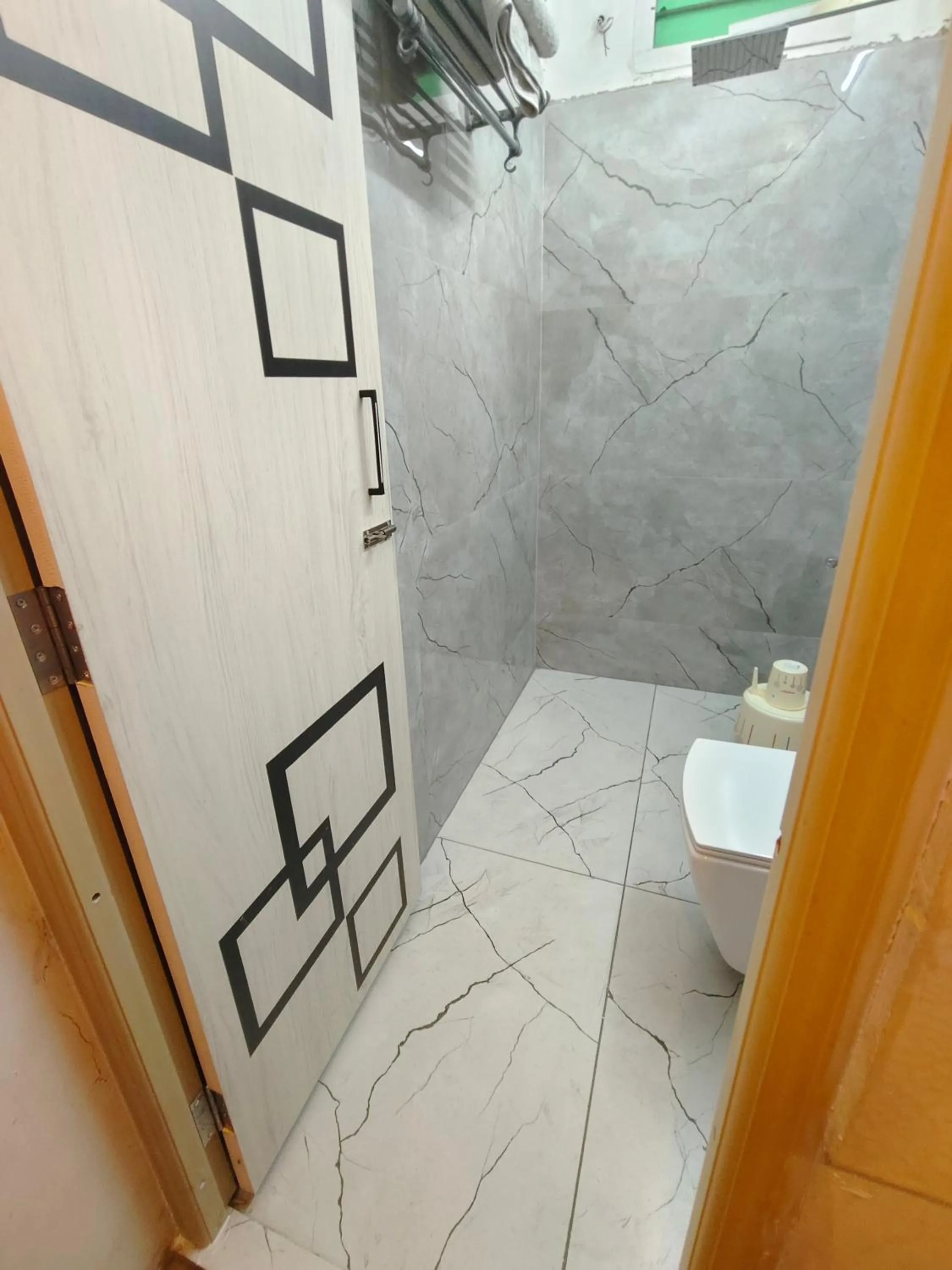 Bathroom in Zingle Stay Airport Hotel