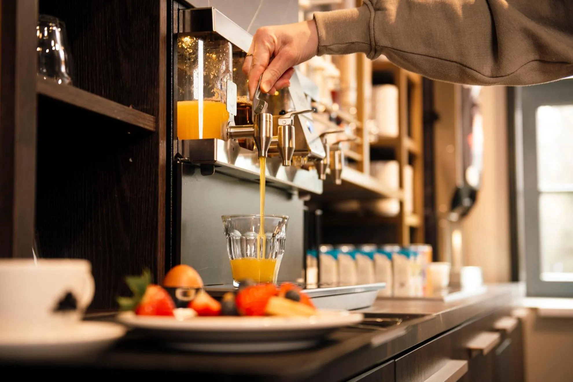 Breakfast in Hotel de Kastanjefabriek
