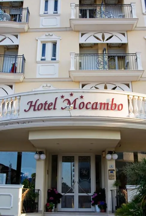 Facade/entrance in Hotel Mocambo piscina, spiaggia e biciclette