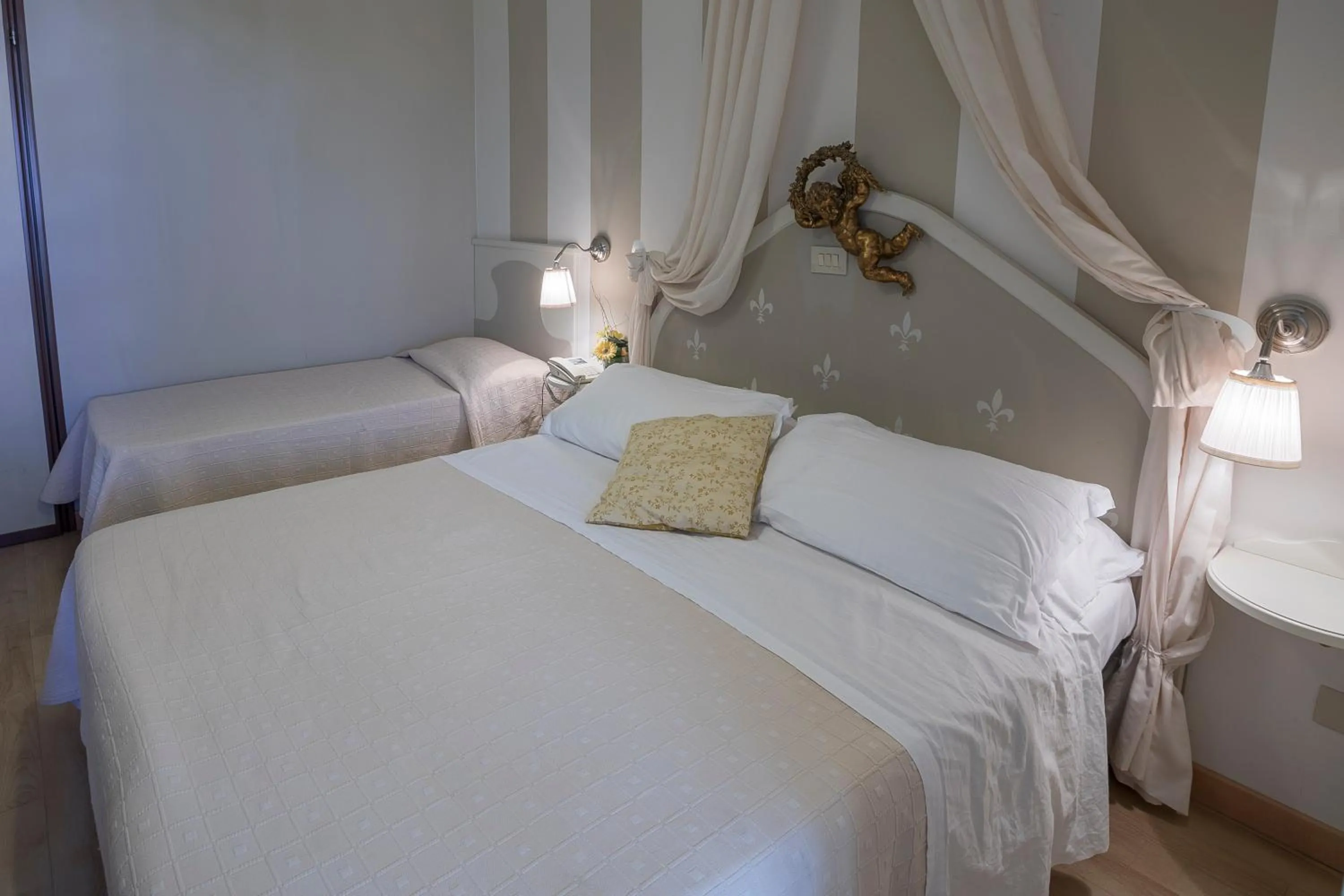 Bed in Hotel Mocambo piscina, spiaggia e biciclette