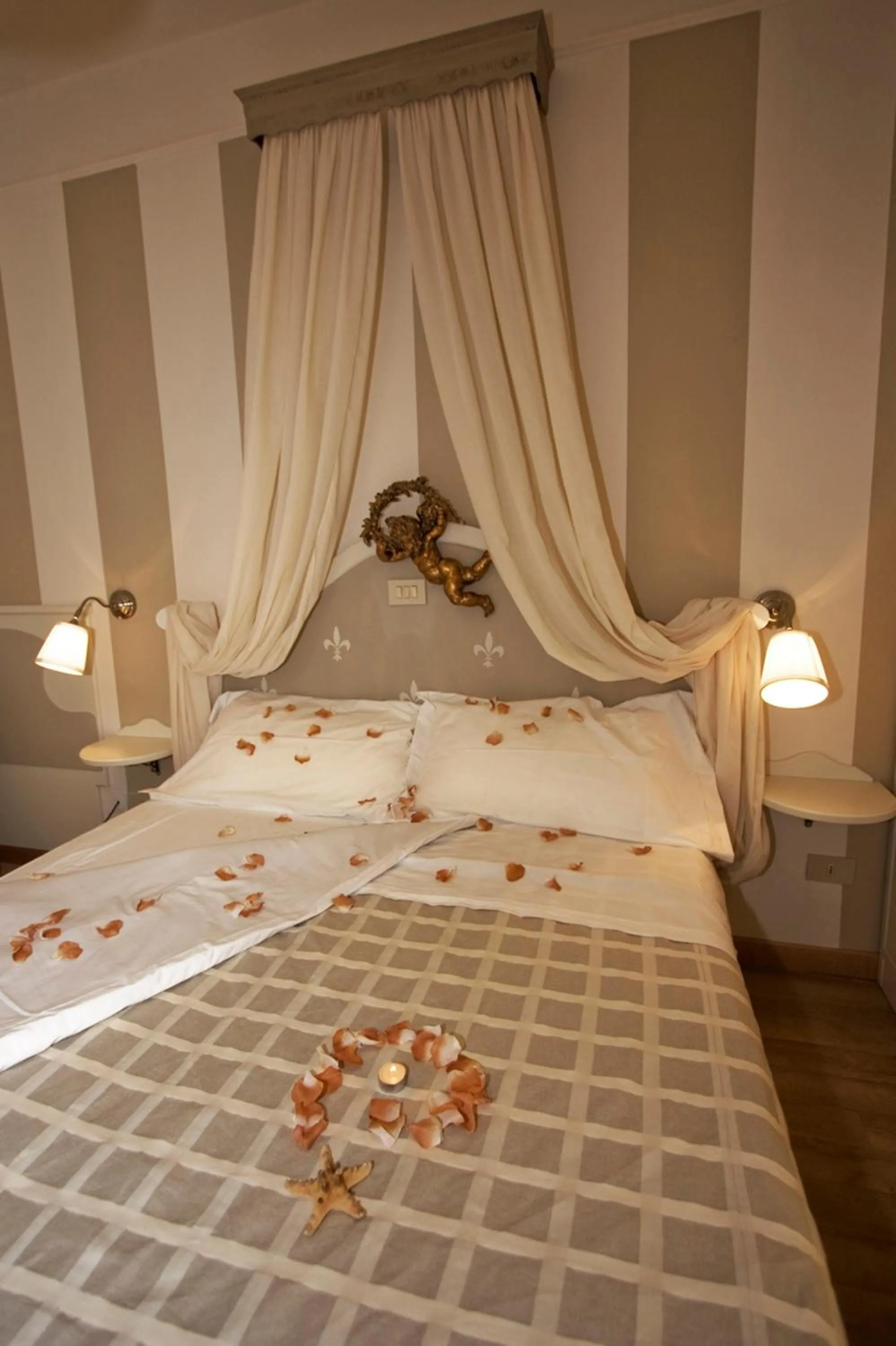 Photo of the whole room, Bed in Hotel Mocambo piscina, spiaggia e biciclette