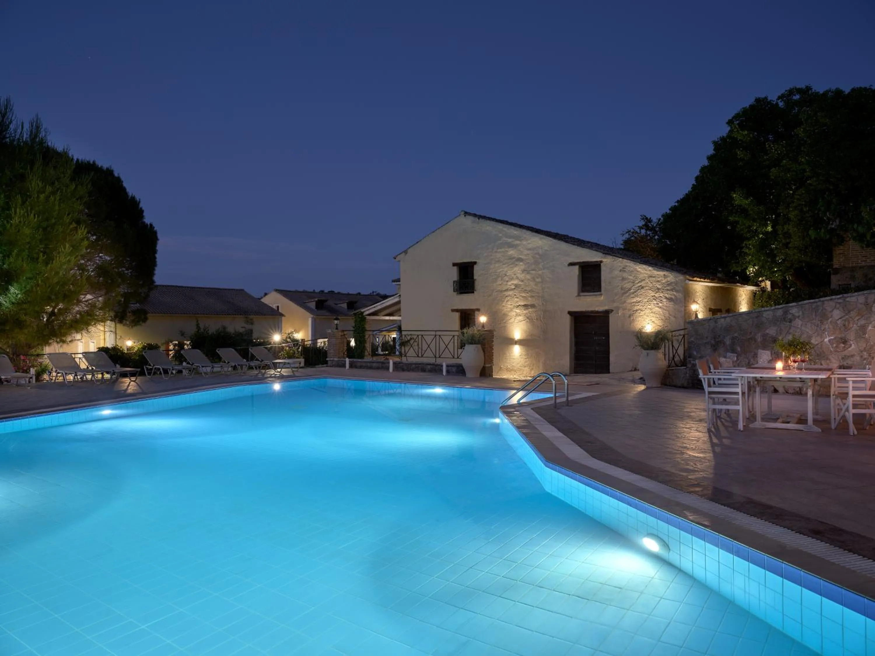 Property building in Razis Apartments