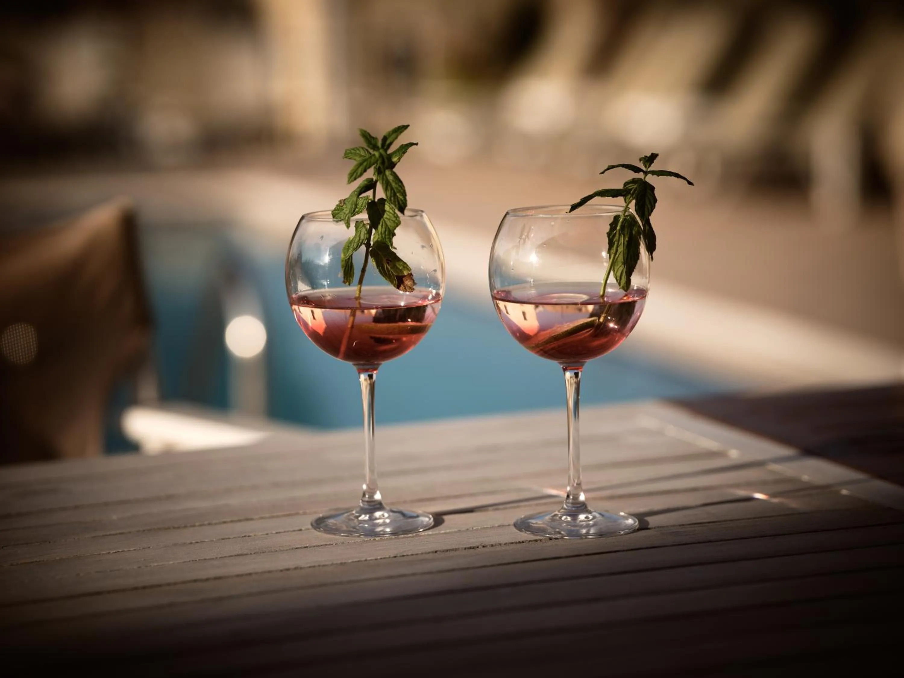 Swimming pool in Razis Apartments
