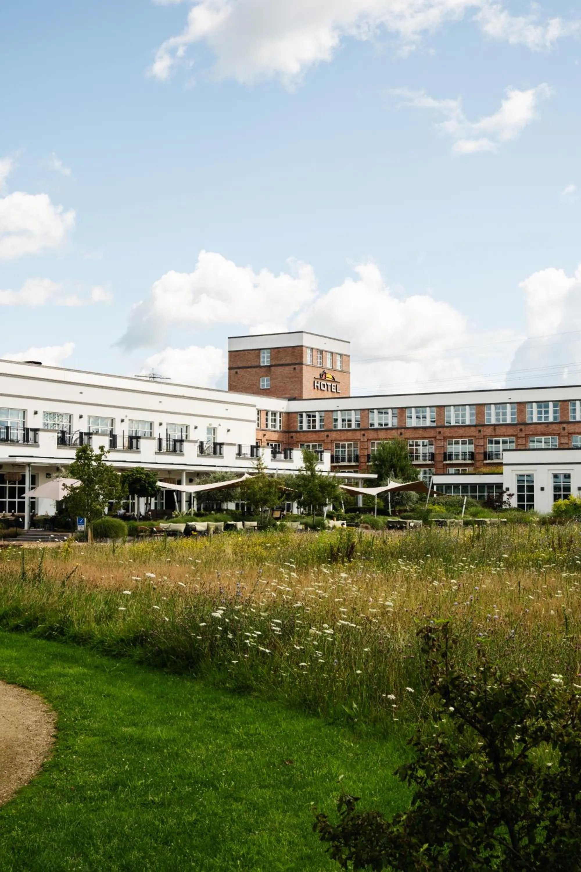 Property building in Van der Valk Hotel Apeldoorn