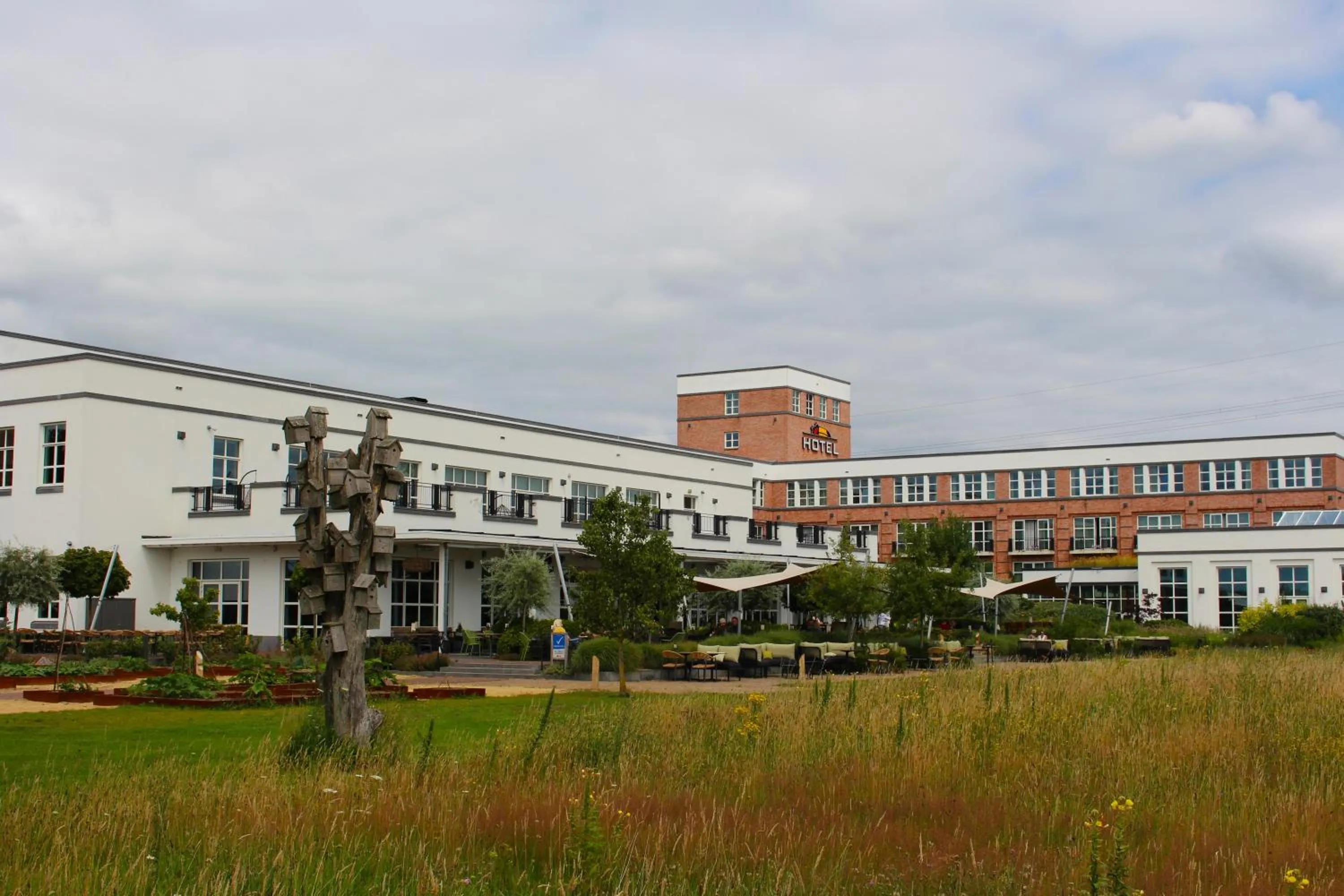 Property building in Van der Valk Hotel Apeldoorn