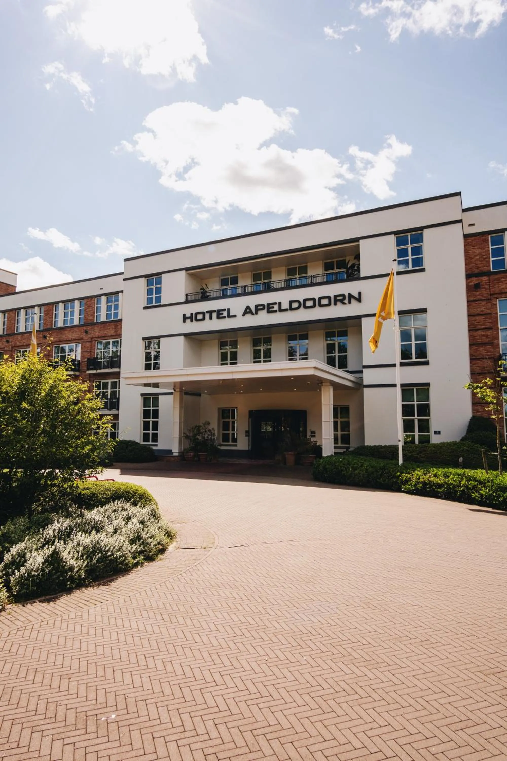 Property building in Van der Valk Hotel Apeldoorn