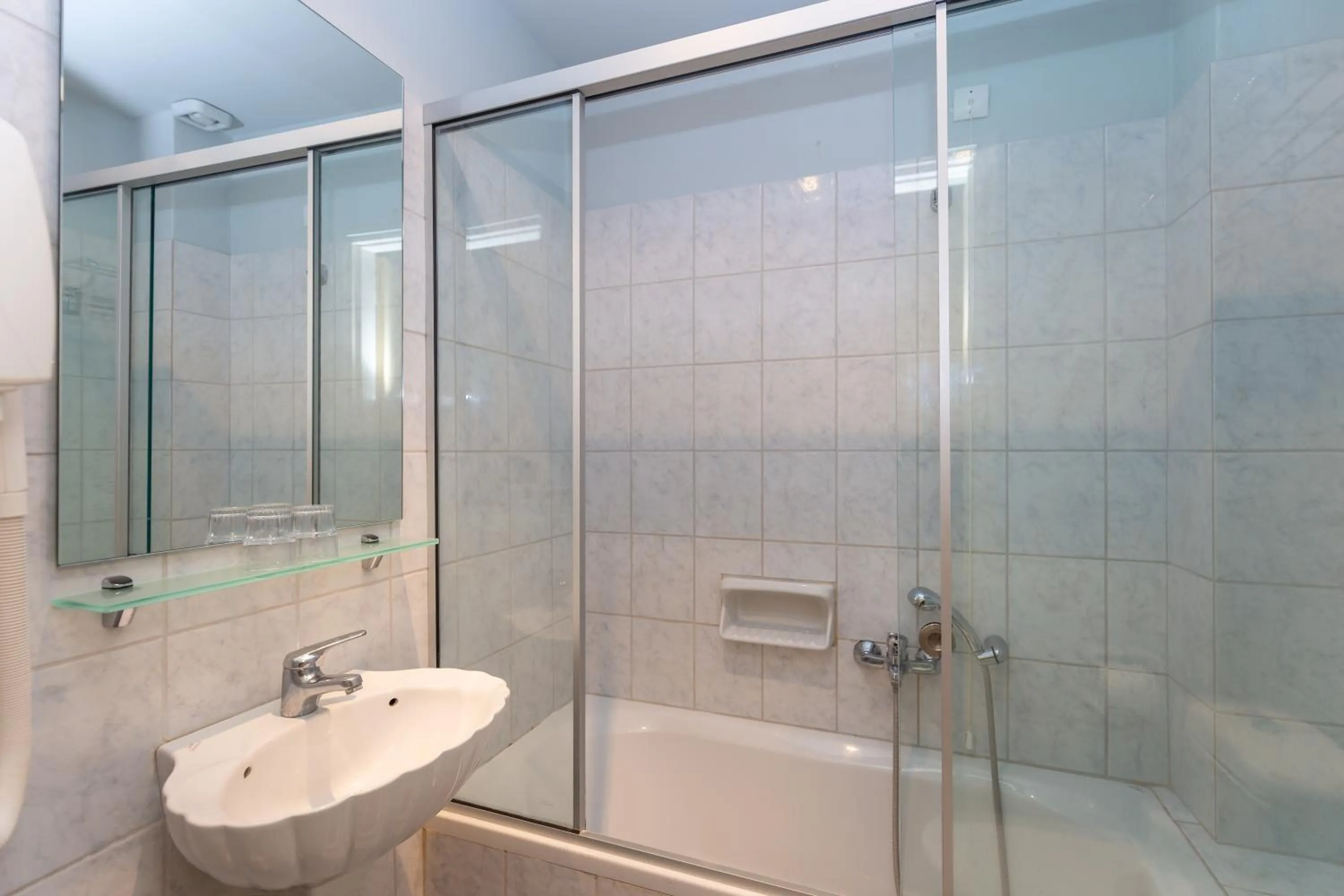 Bathroom in OPERA BLUE Hotel Gouvia Corfu