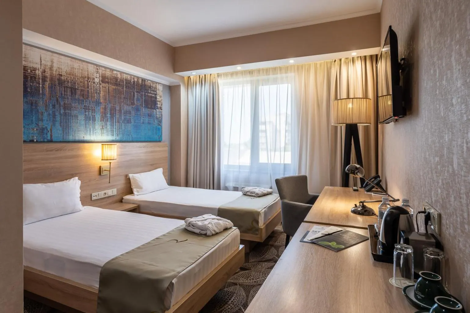 Photo of the whole room, Bed in Renion Park Hotel