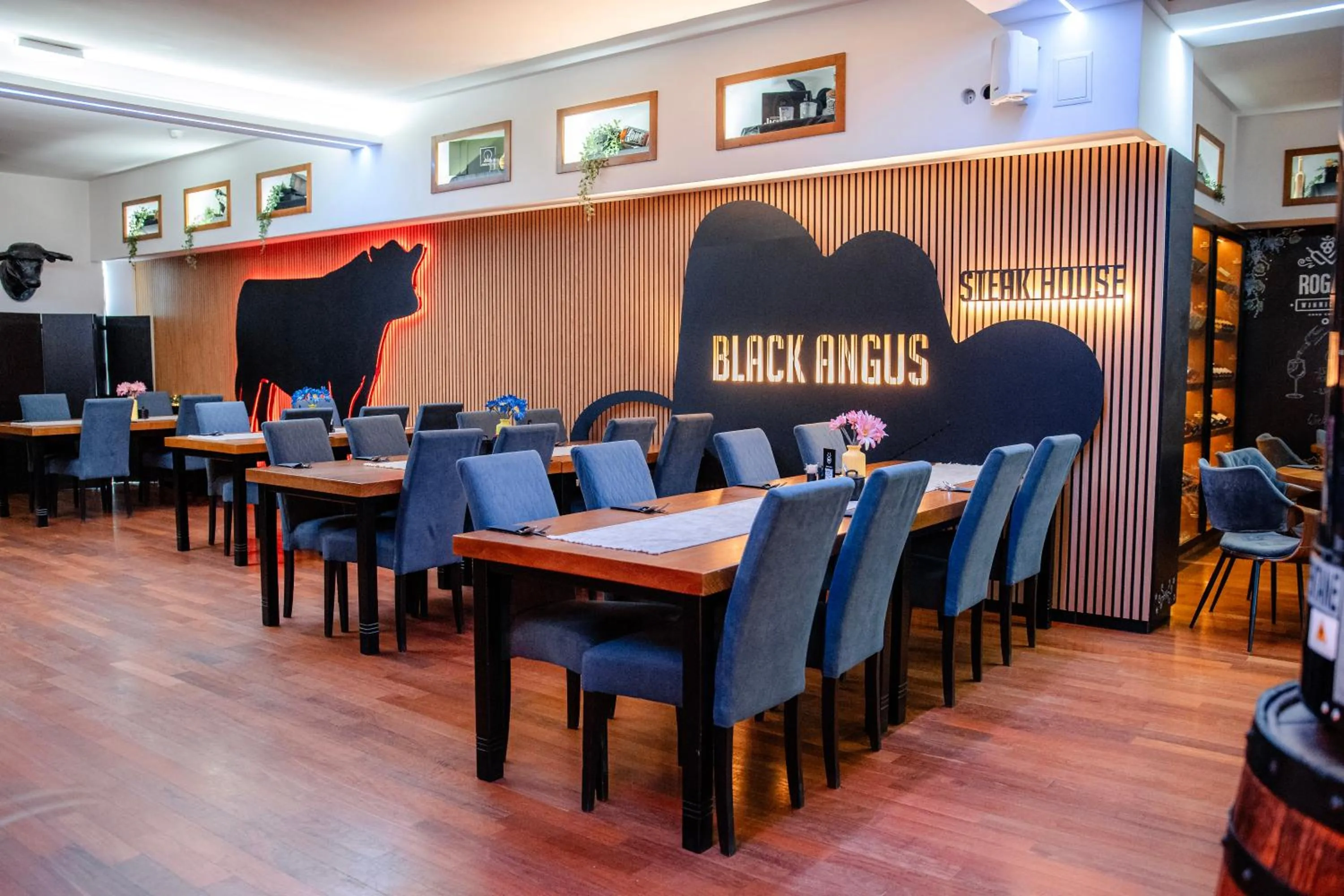 Restaurant/places to eat in Hotel Kosmowski