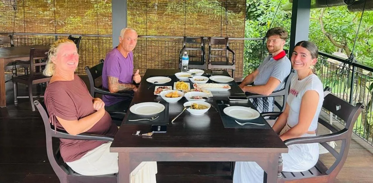 AHAS GAWWA Eco Lodge