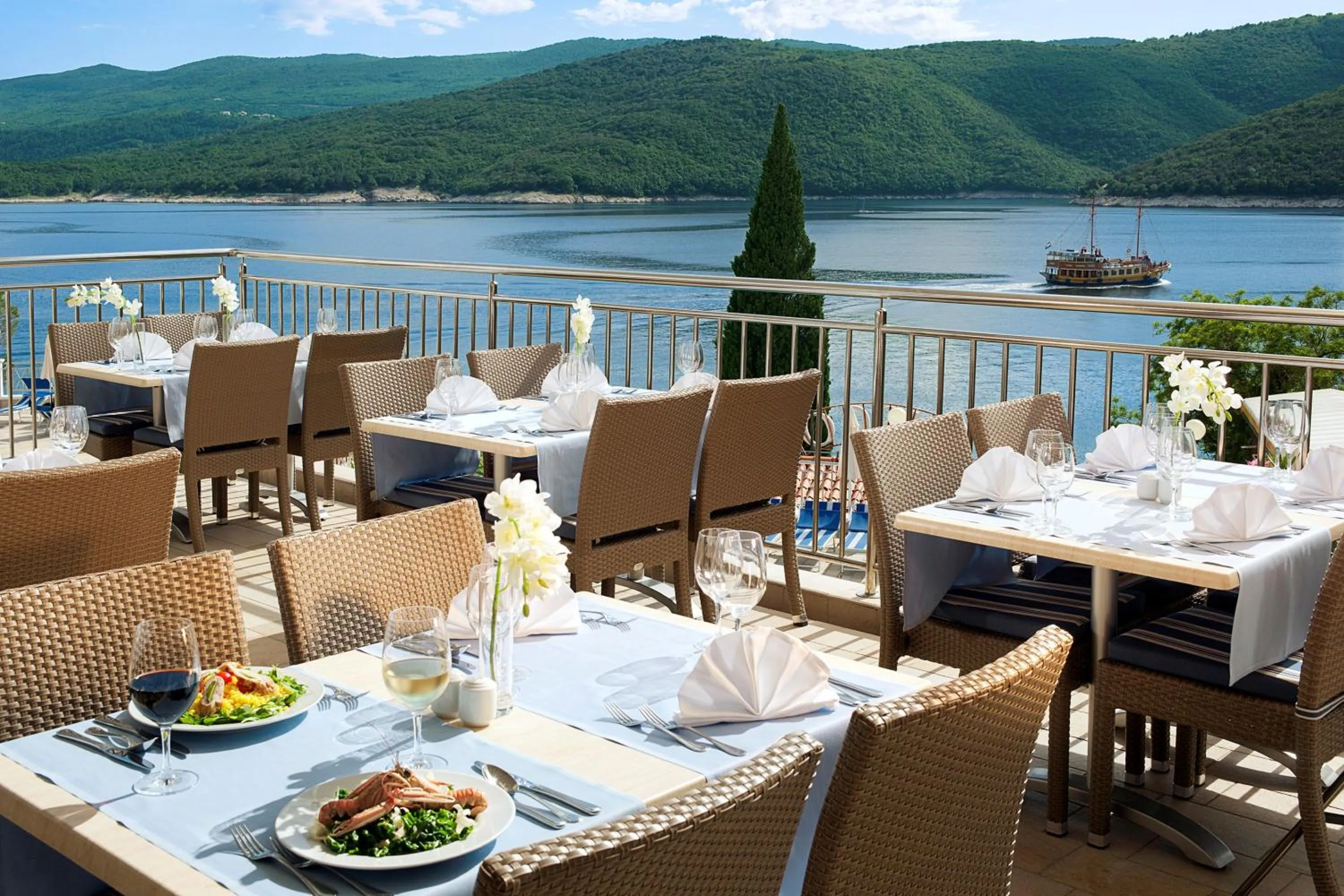 Restaurant/places to eat in Valamar Sanfior Hotel & Casa