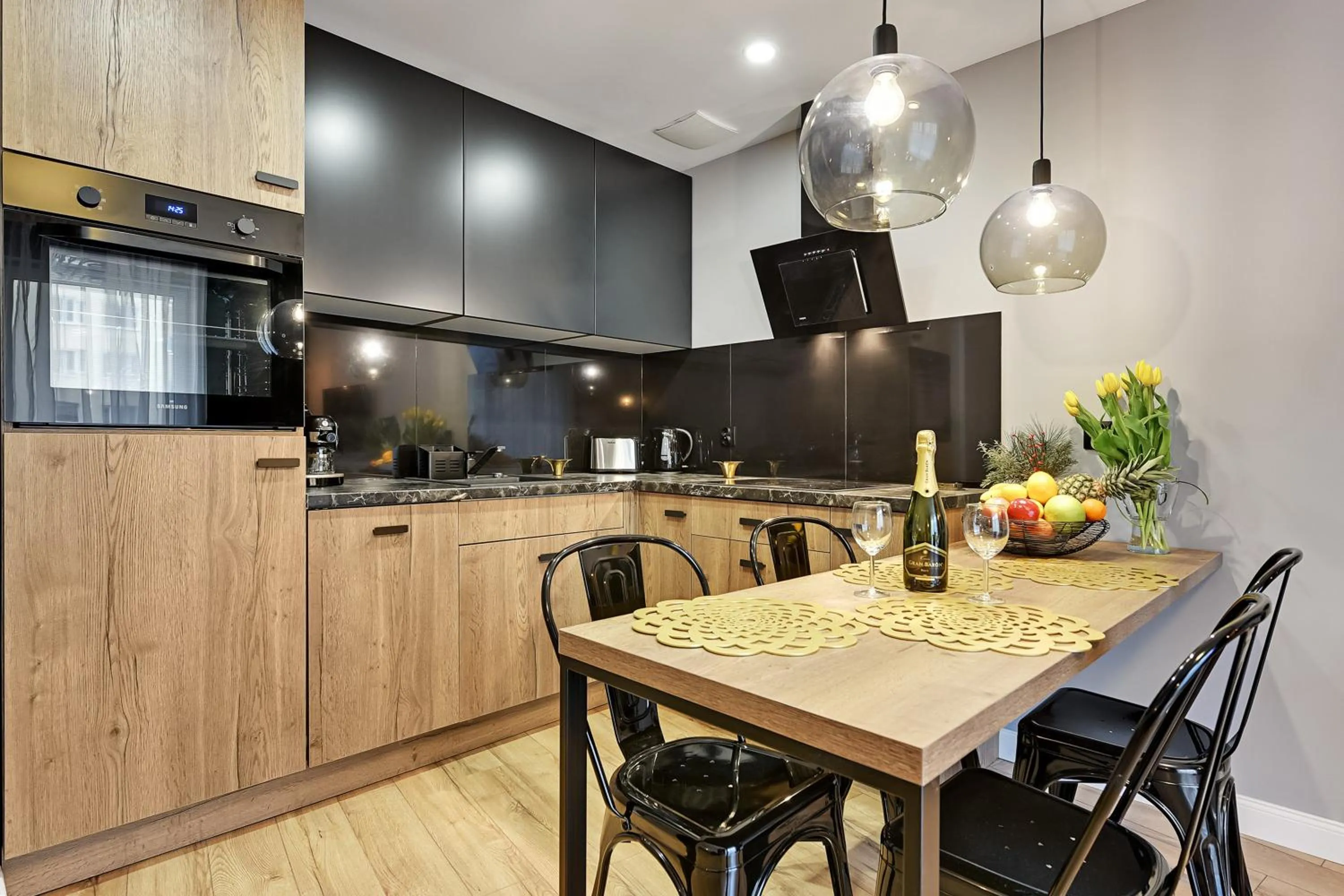 Kitchen or kitchenette in Angielska Grobla Apartinfo Apartments