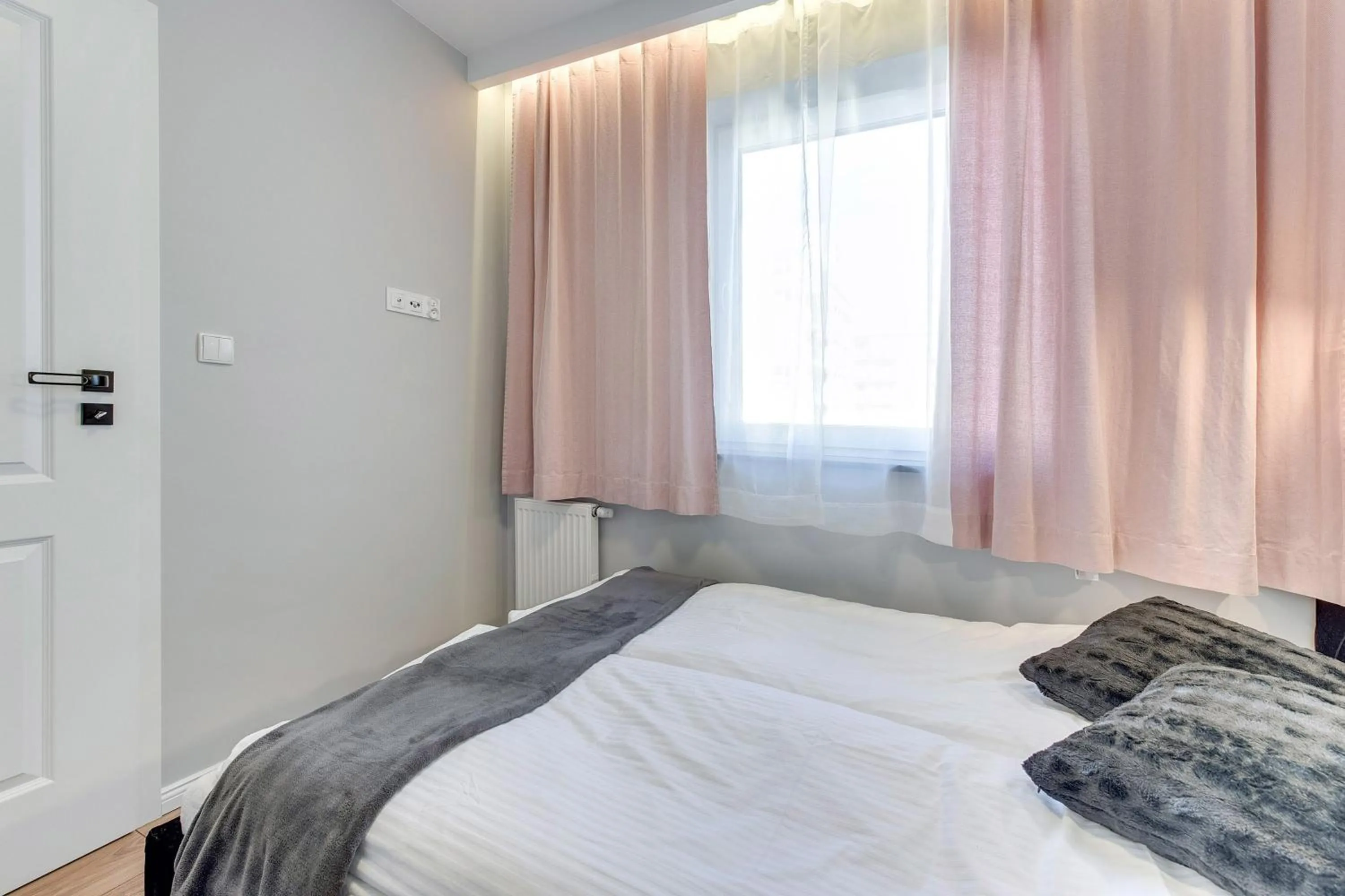 Bed in Angielska Grobla Apartinfo Apartments