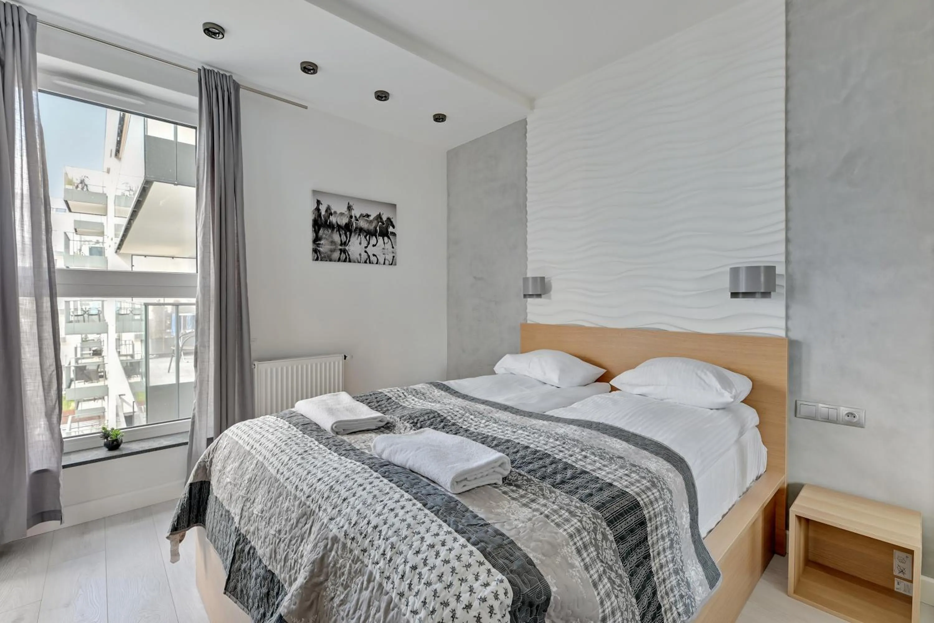 Bed in Angielska Grobla Apartinfo Apartments