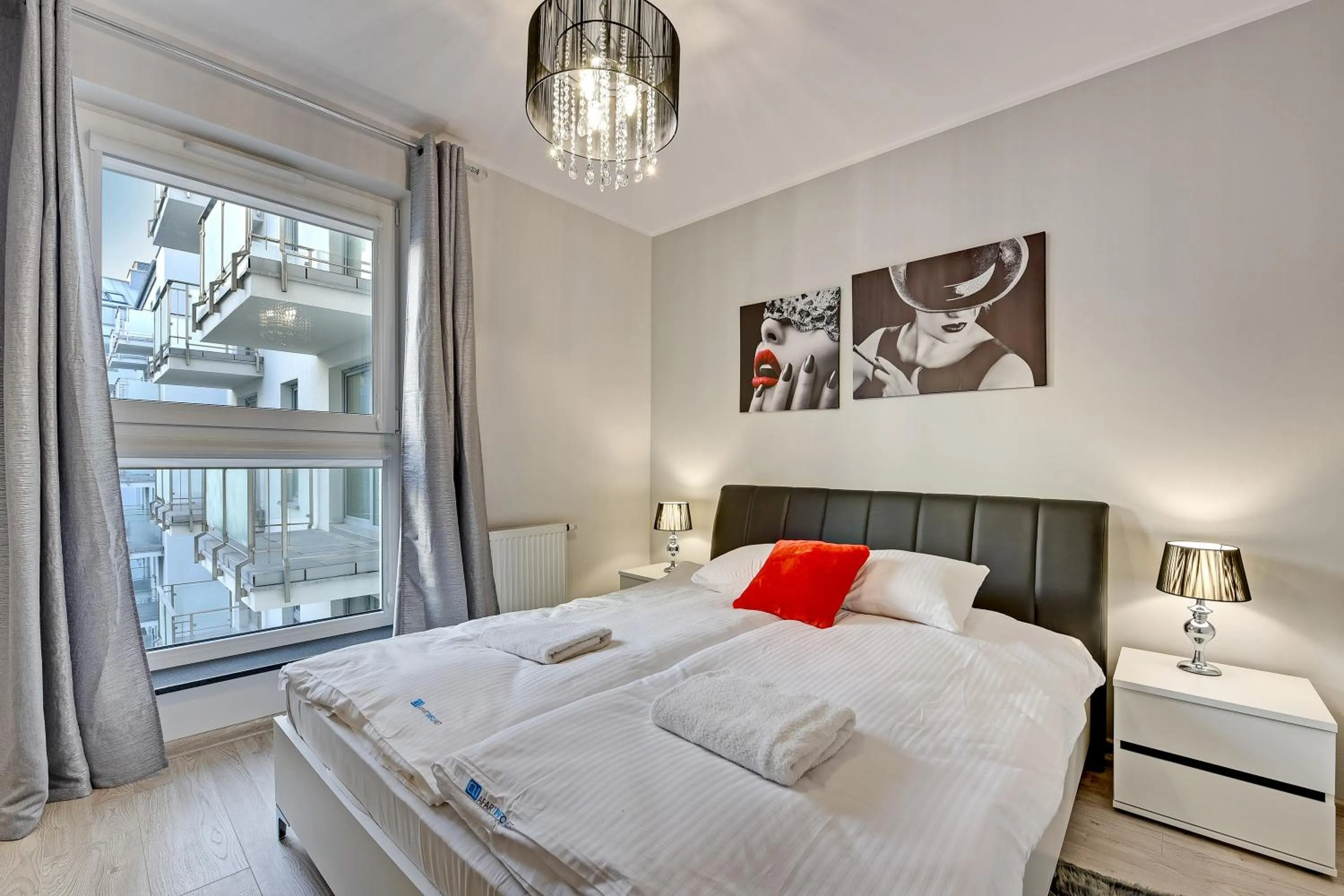 Bed in Angielska Grobla Apartinfo Apartments