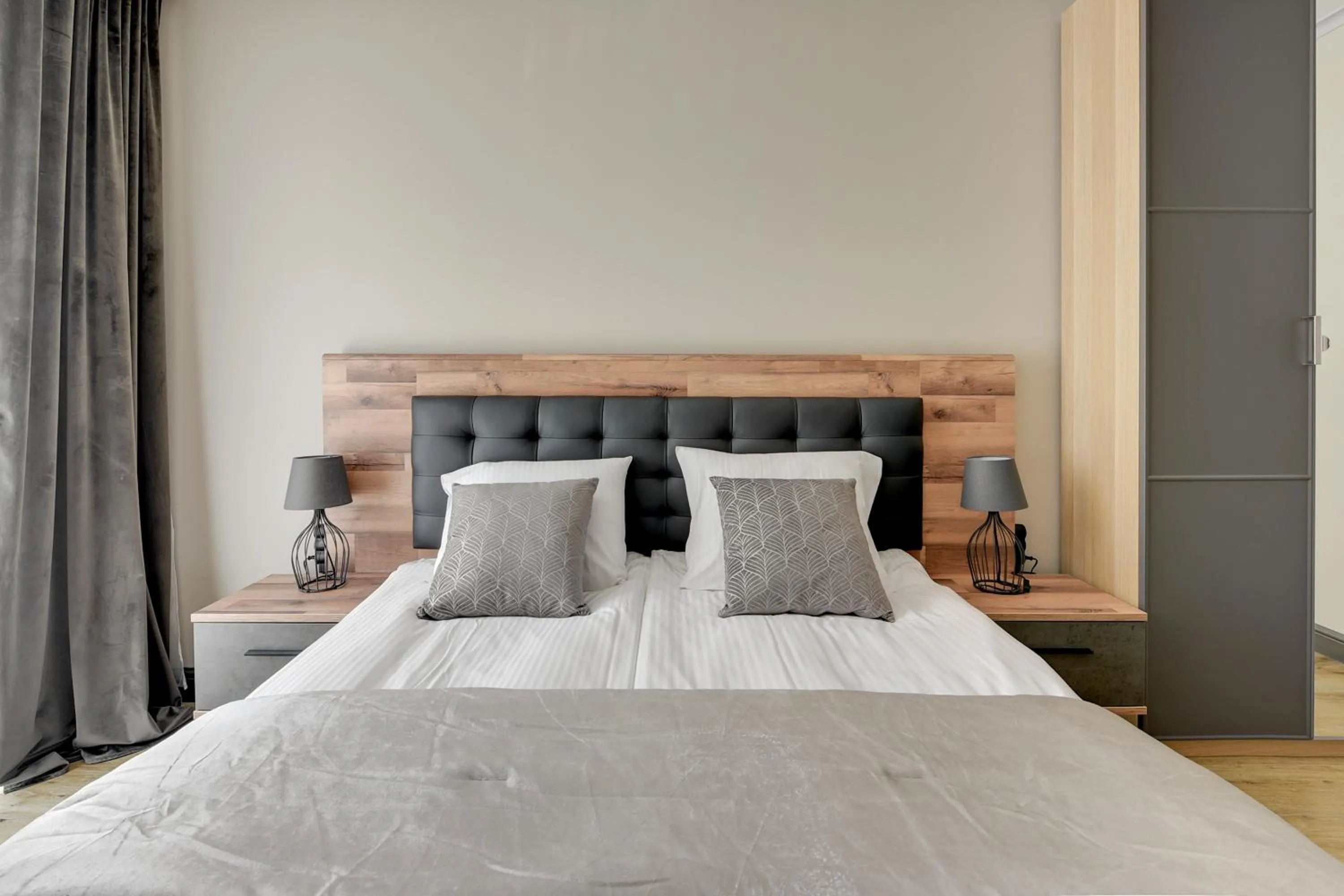 Bed in Angielska Grobla Apartinfo Apartments