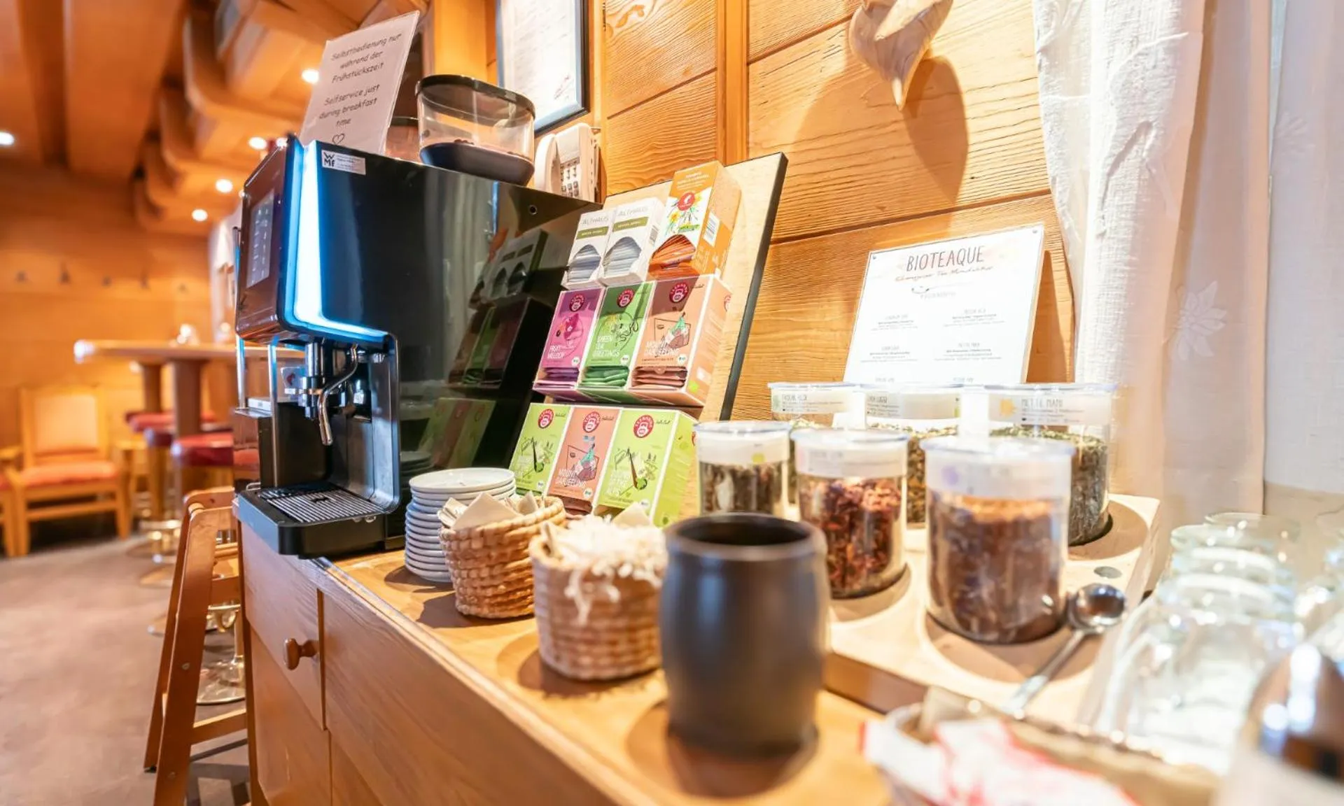 Food and drinks in Hotel Wechselberger by Alpeffect Hotels