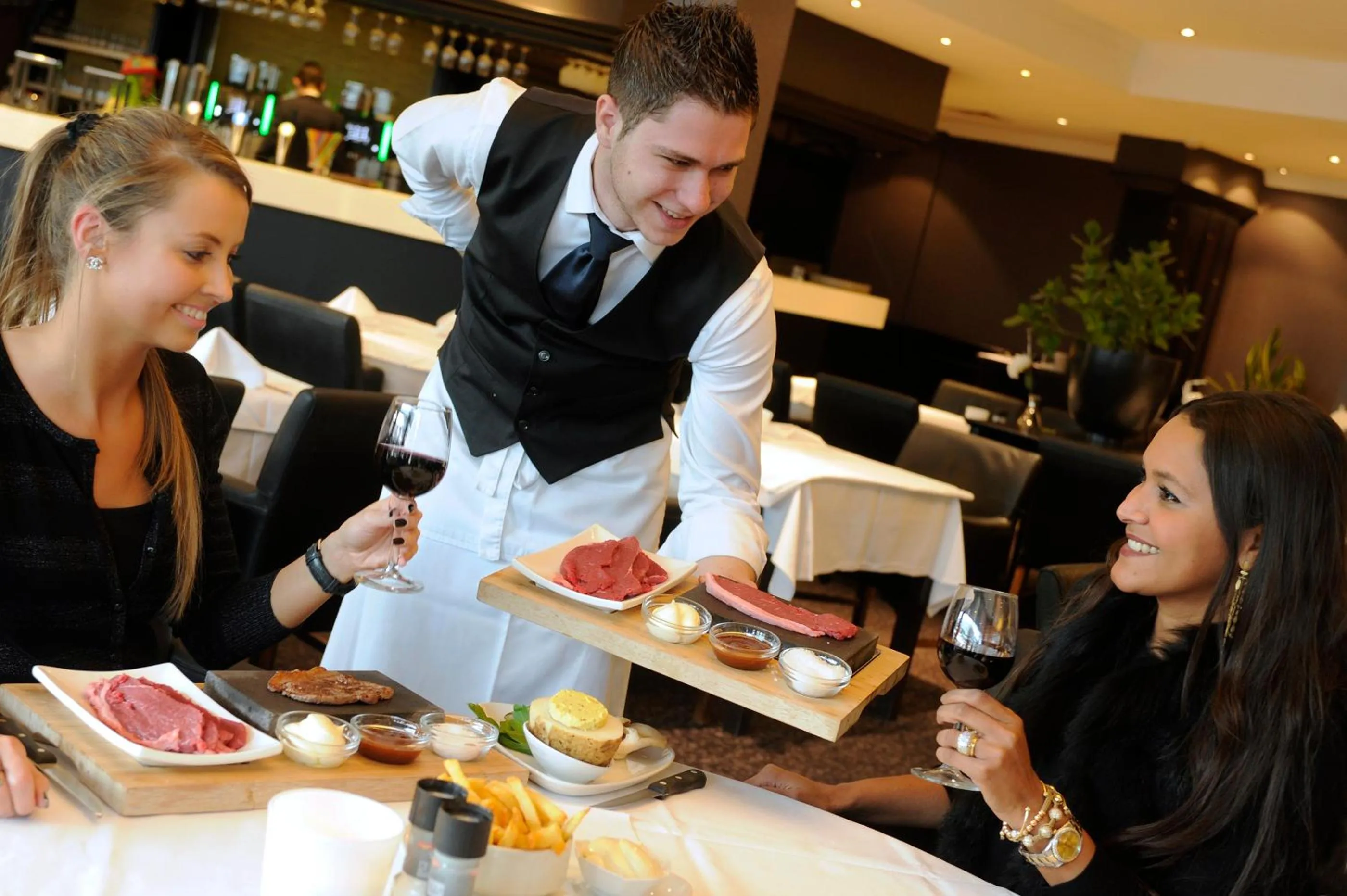 Restaurant/places to eat in Van der Valk Hotel Nazareth-Gent