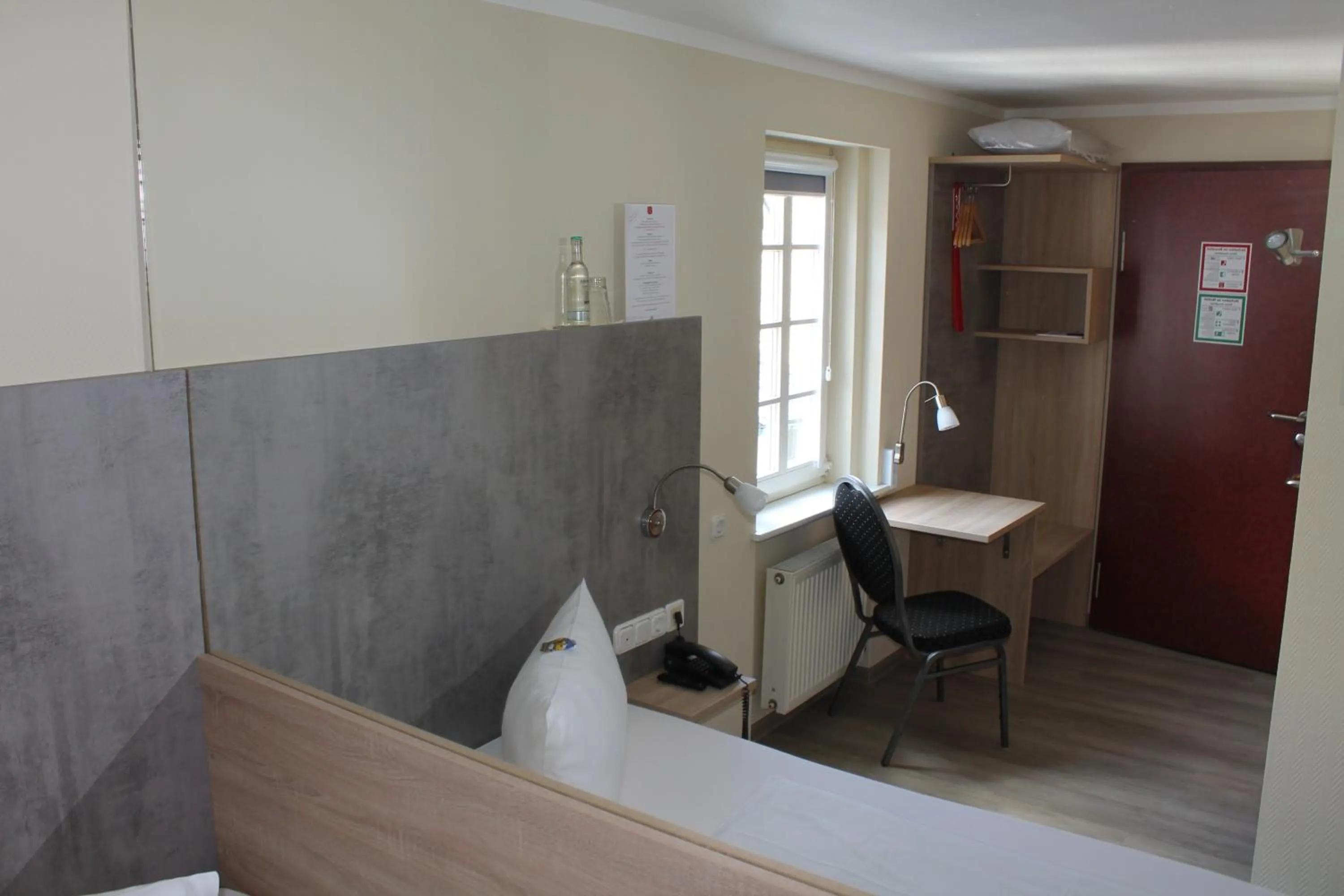 Photo of the whole room in Hotel zur Altstadt