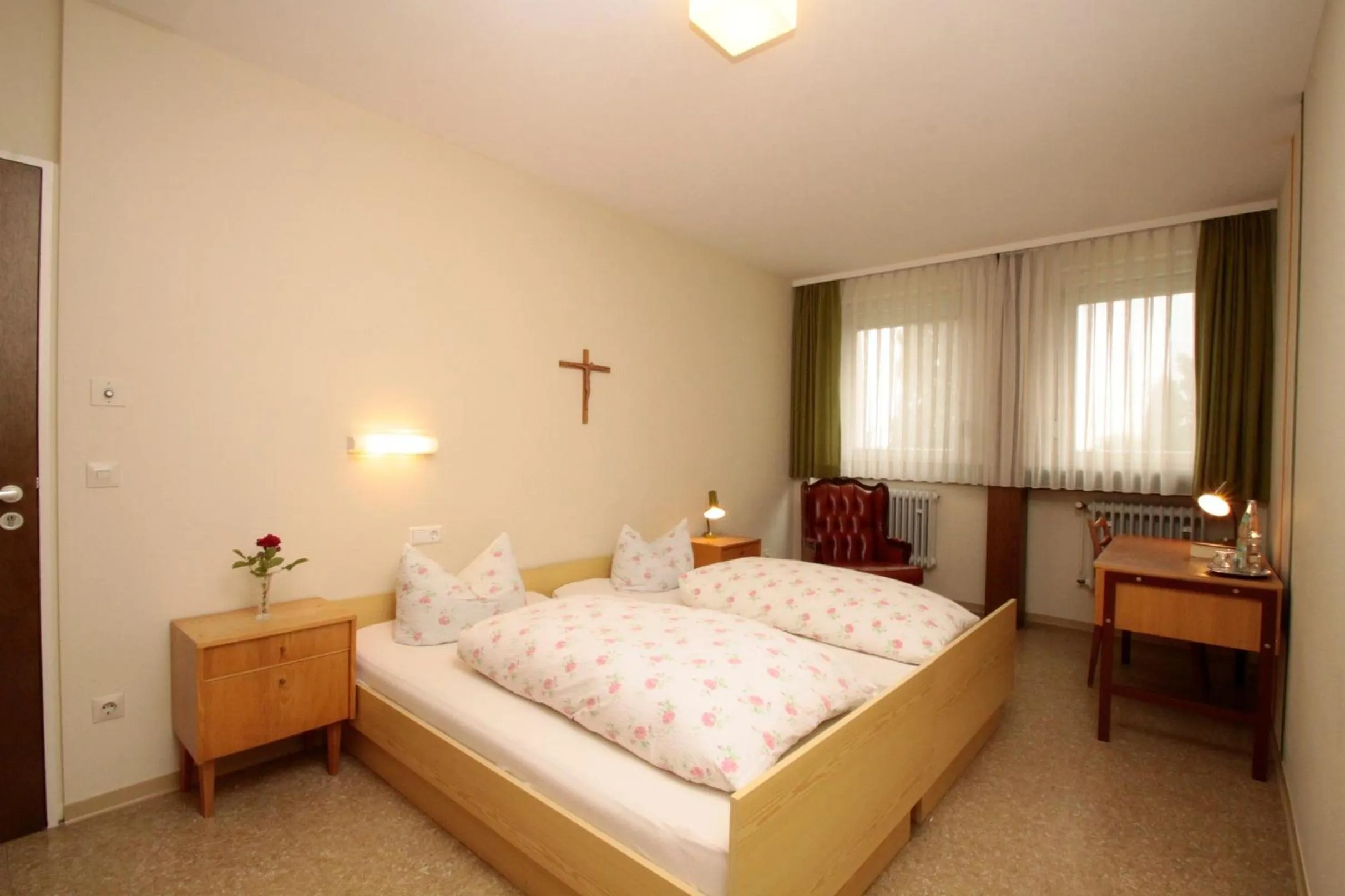 Bedroom, Bed in Kloster Maria Hilf