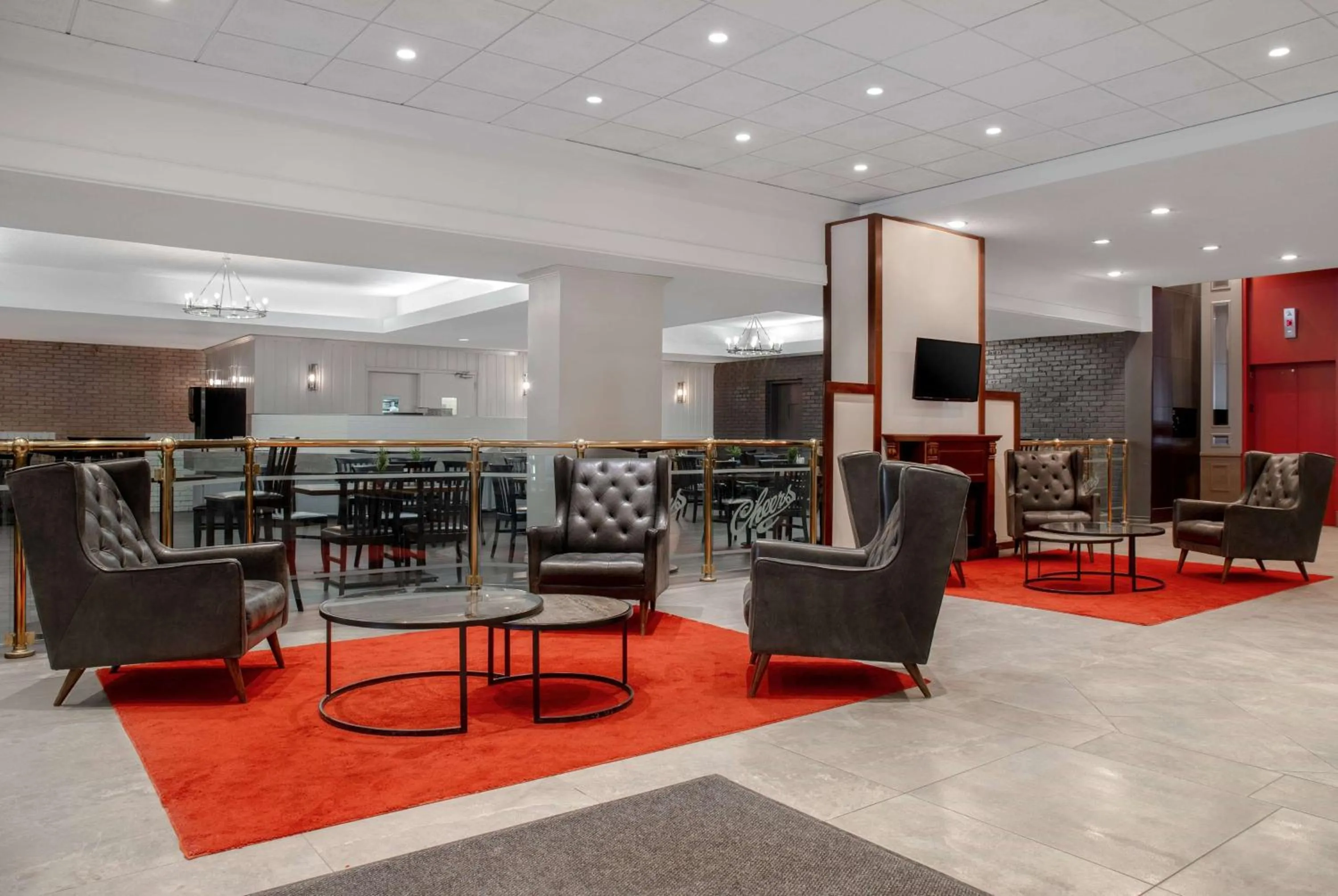 Lobby or reception in Ramada Plaza by Wyndham Calgary Downtown