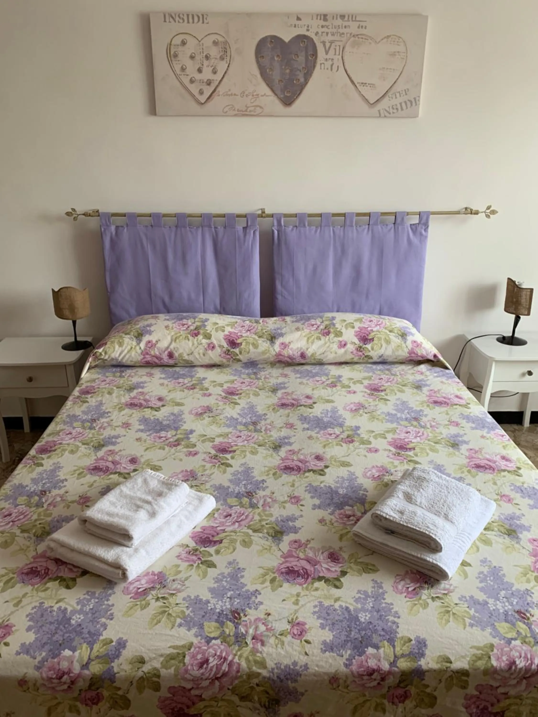 Bedroom in Affittacamere Serravalle Shopping