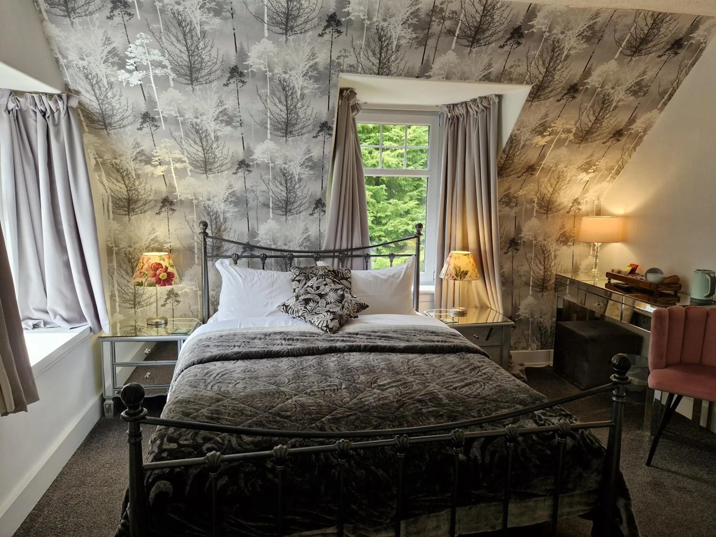 Bed in Eagle View Guest House