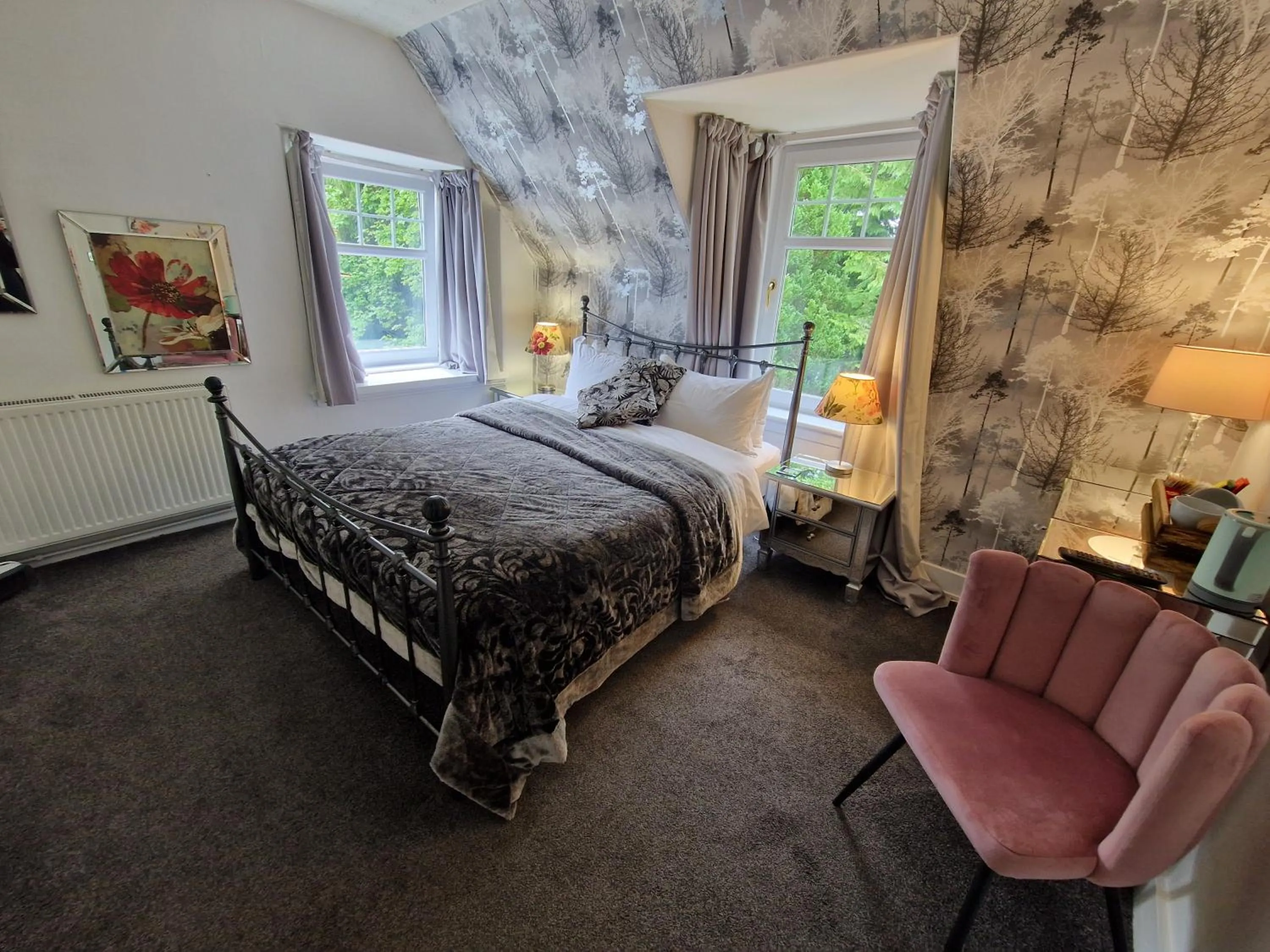 Bed in Eagle View Guest House