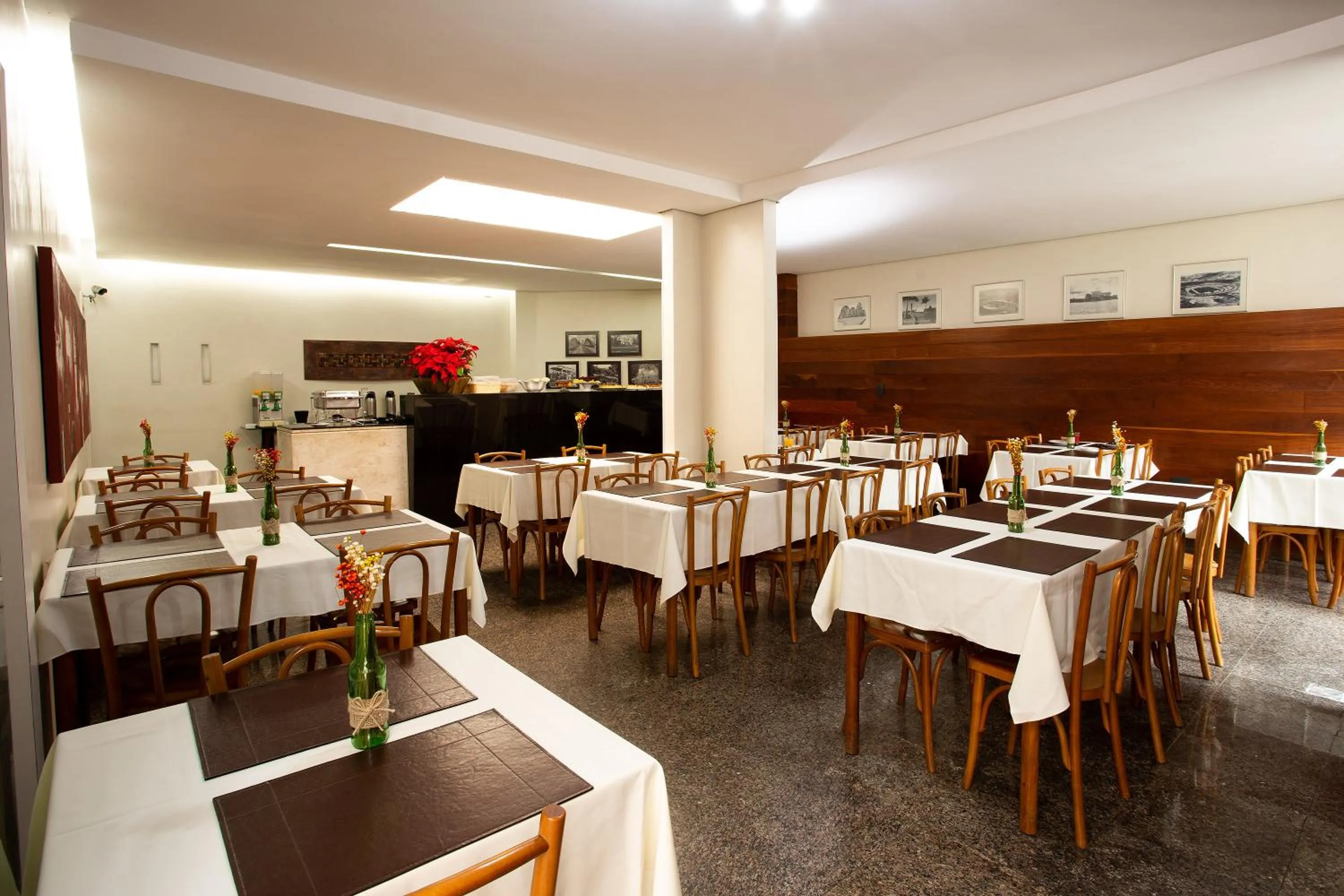 Restaurant/places to eat in Pampulha Flat