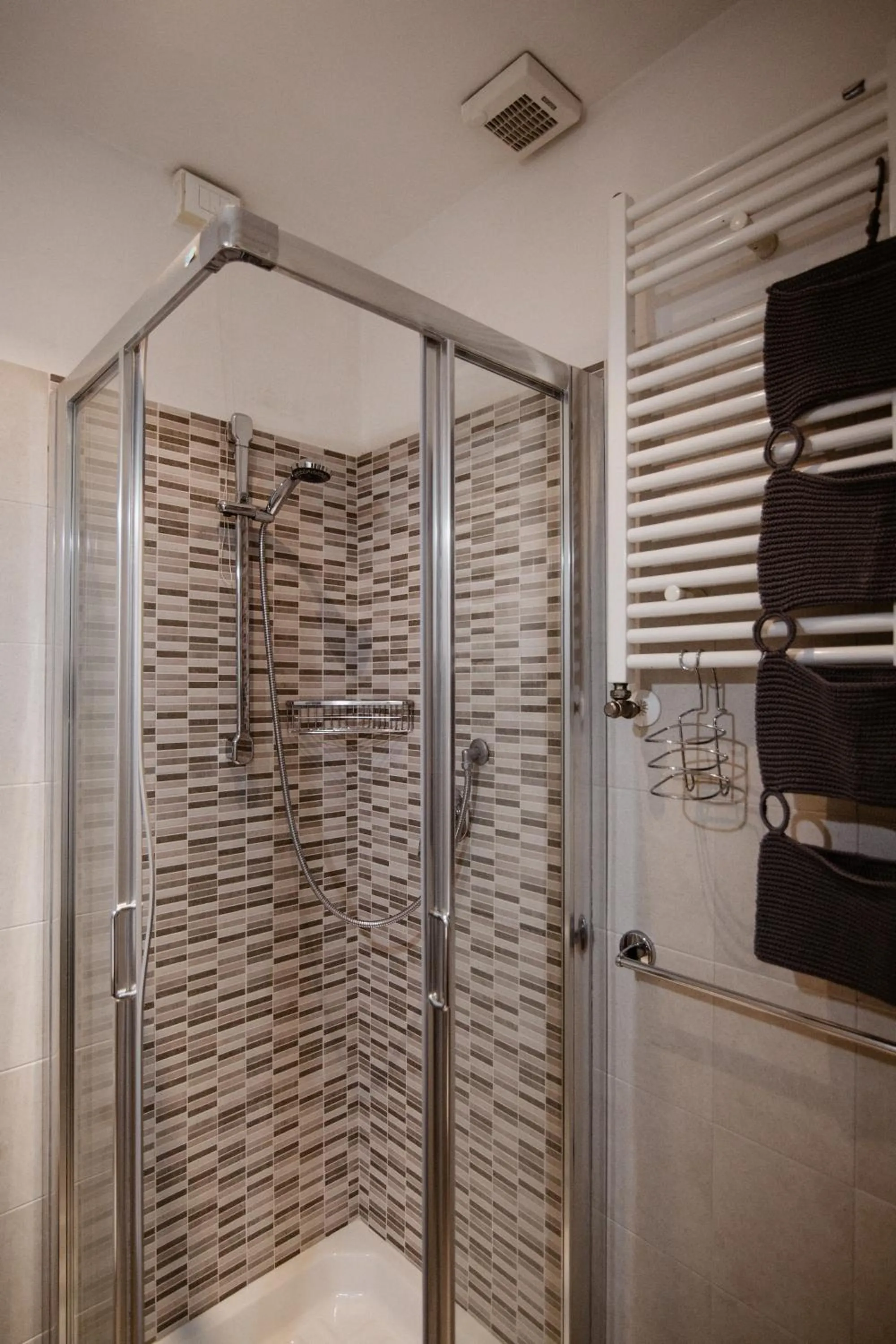 Bathroom in La Girandola Bed & Breakfast