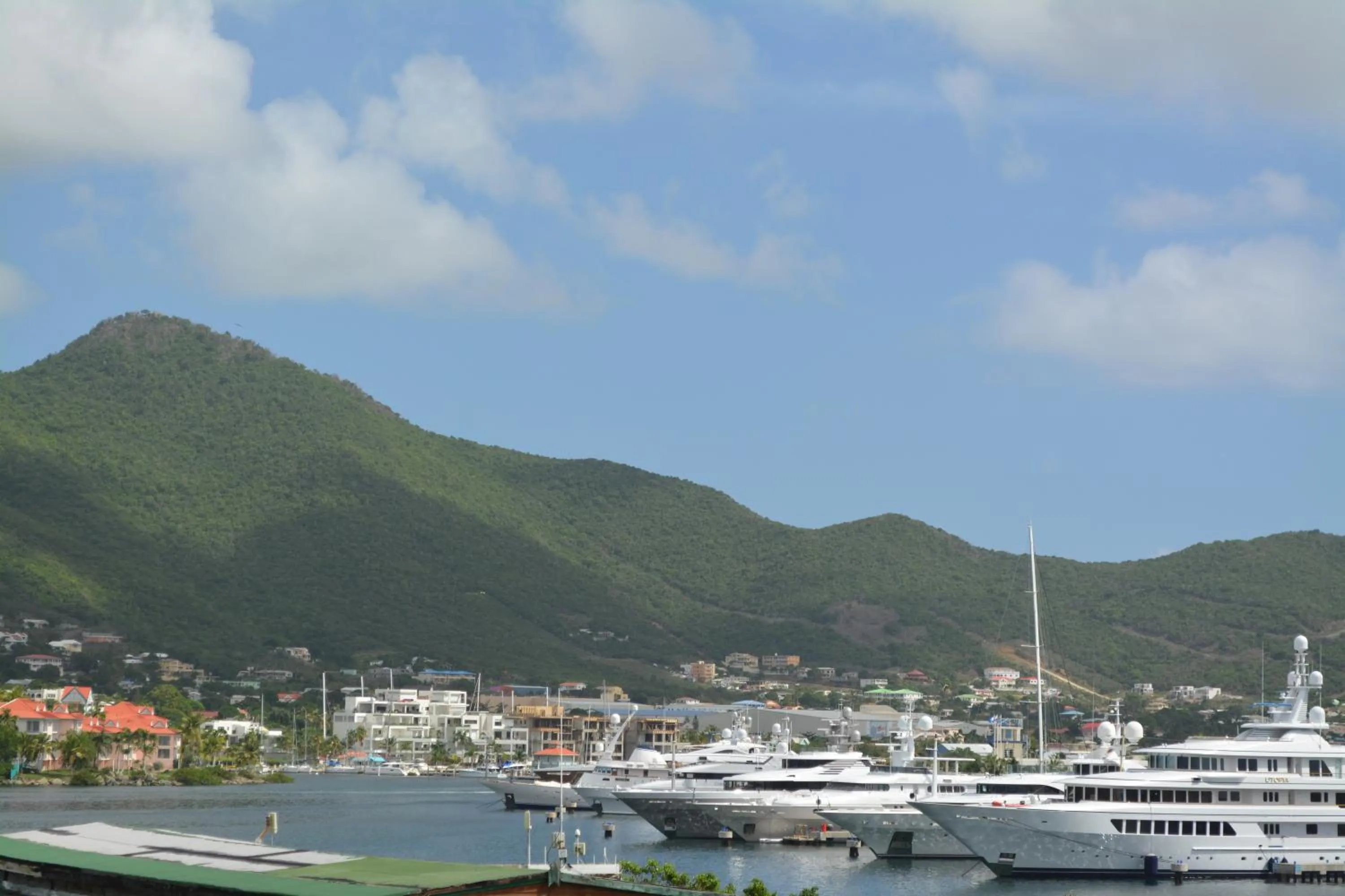 Lake view in Travel Inn Hotel Simpson Bay