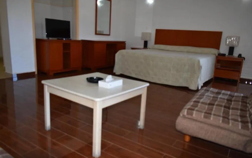 Photo of the whole room, Bed in Travel Inn Hotel Simpson Bay