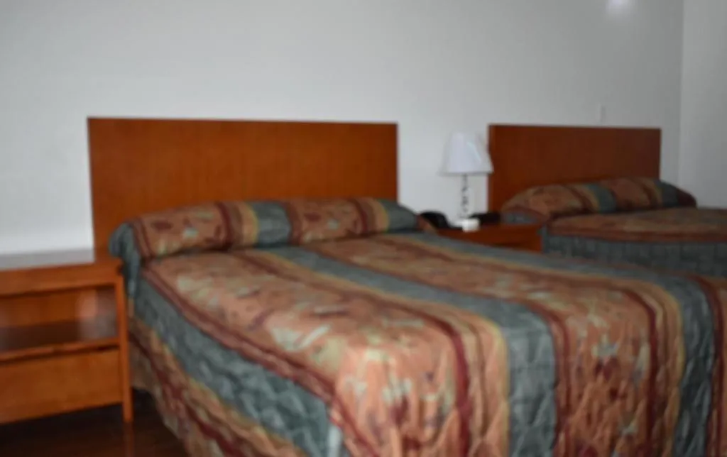 Bed in Travel Inn Hotel Simpson Bay