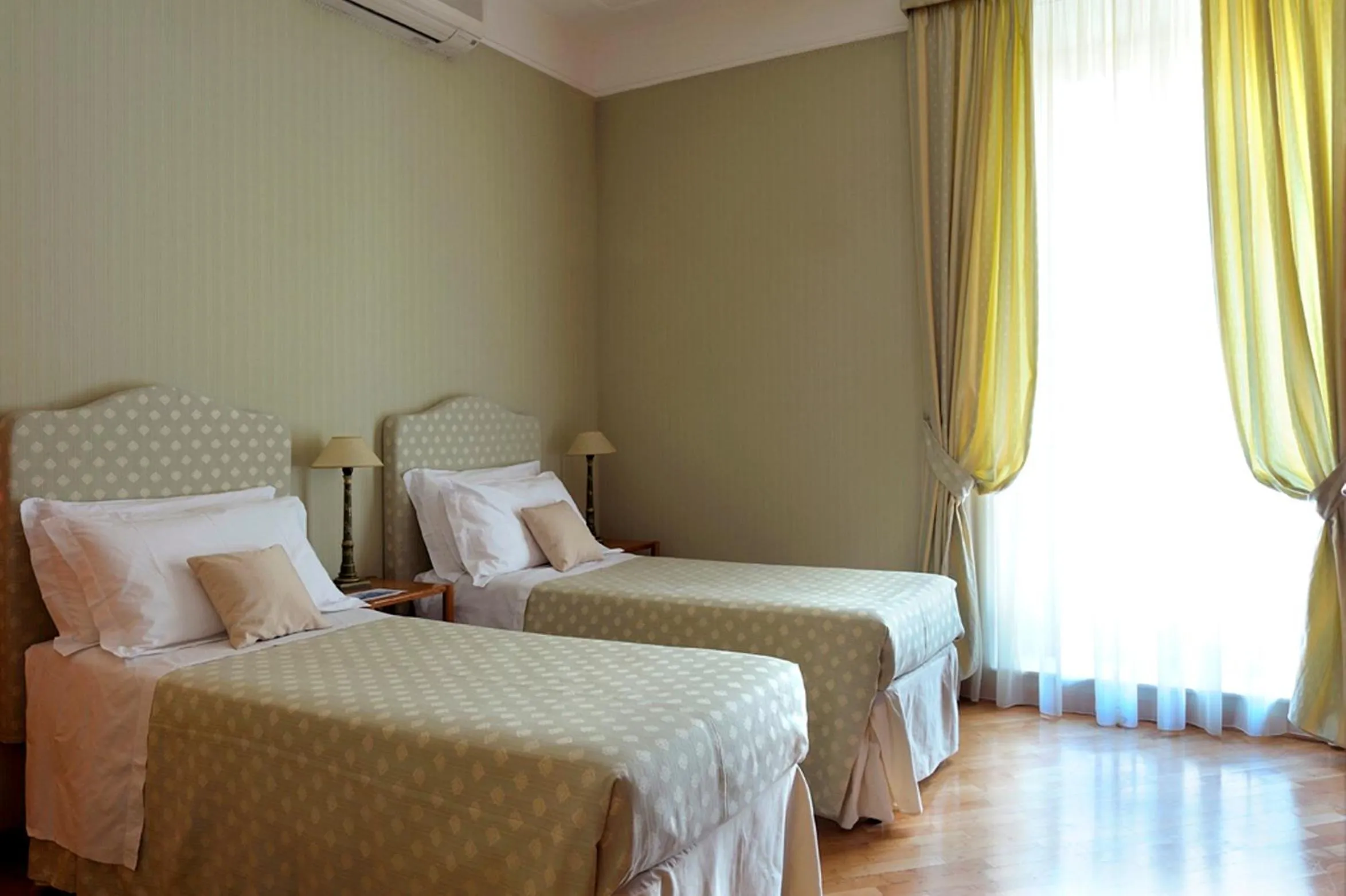 Bed in Dea Suite Roma