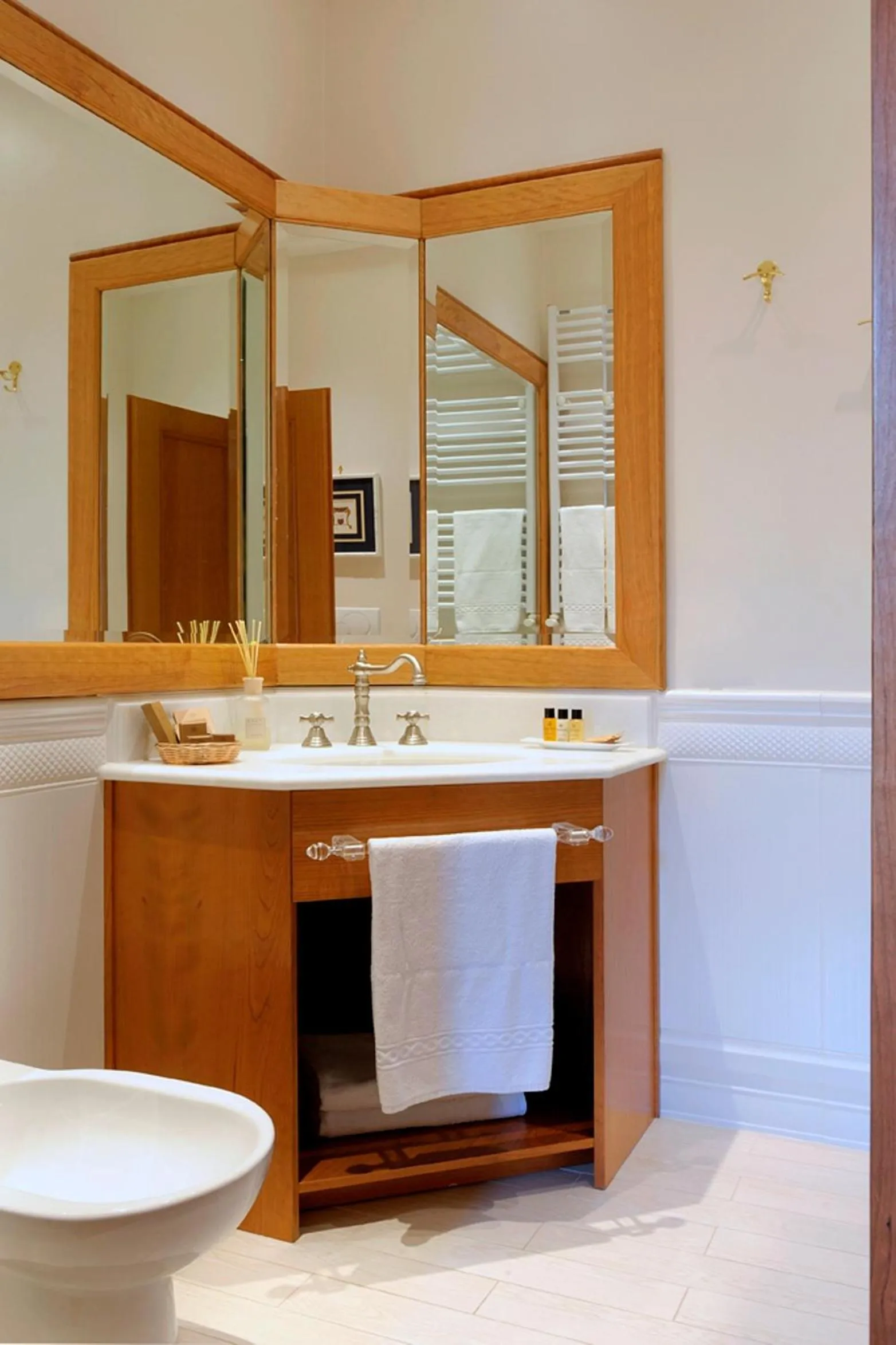 Bathroom in Dea Suite Roma