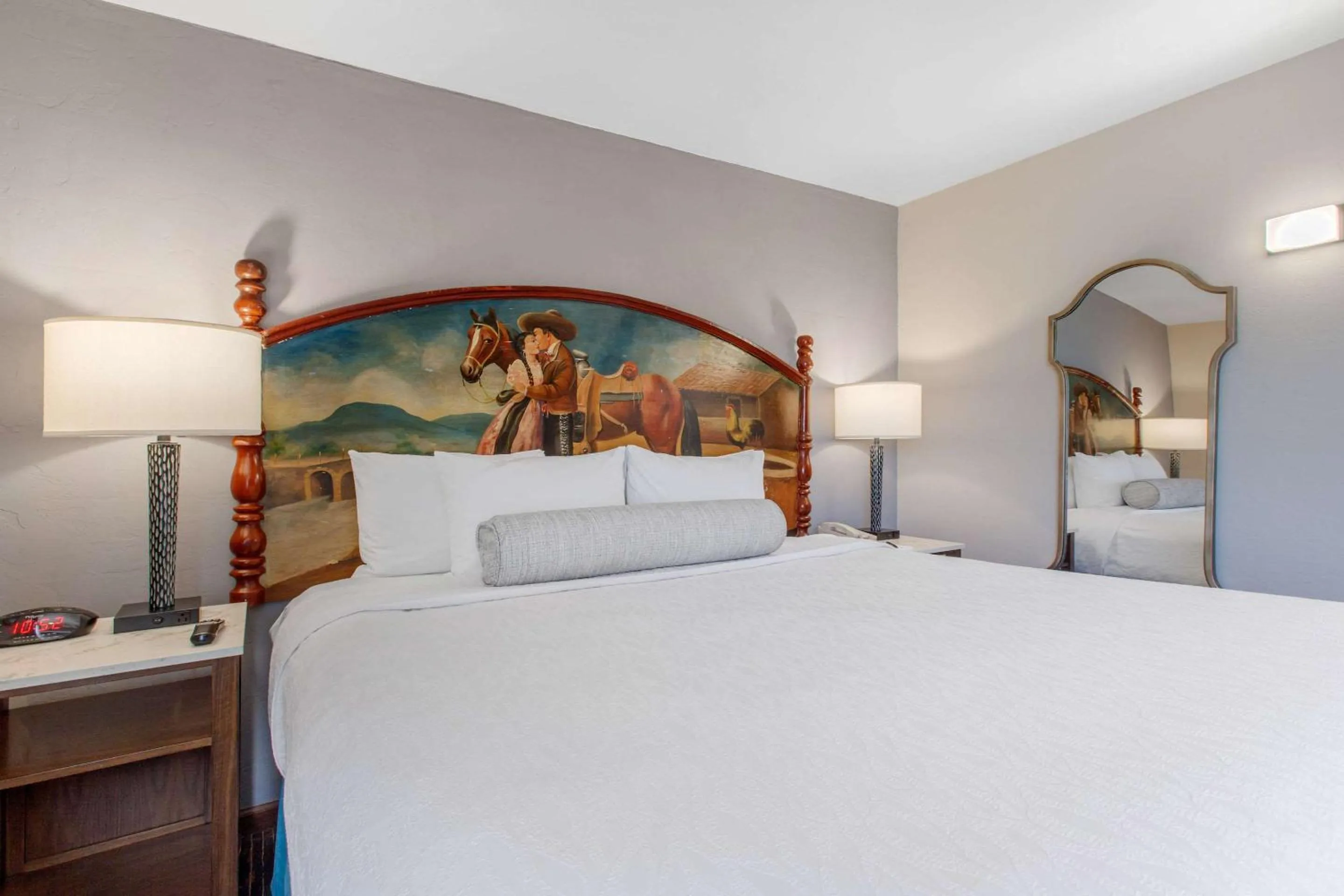 Bedroom, Bed in La Posada Lodge & Casitas, an Ascend Collection Hotel