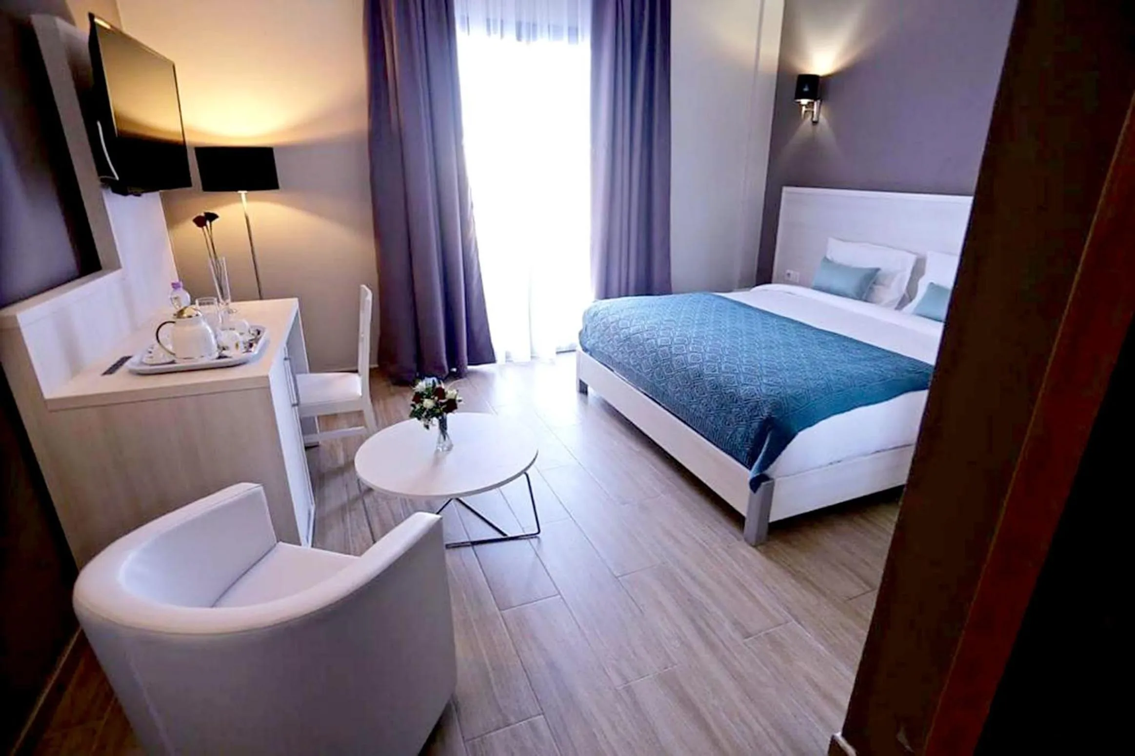 Bedroom, Bed in Le Zenith Hotel Oran