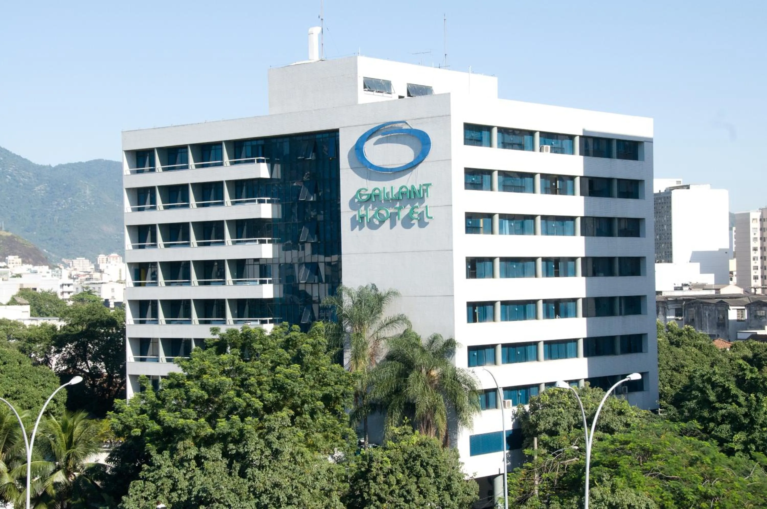 Facade/entrance in Gallant Hotel