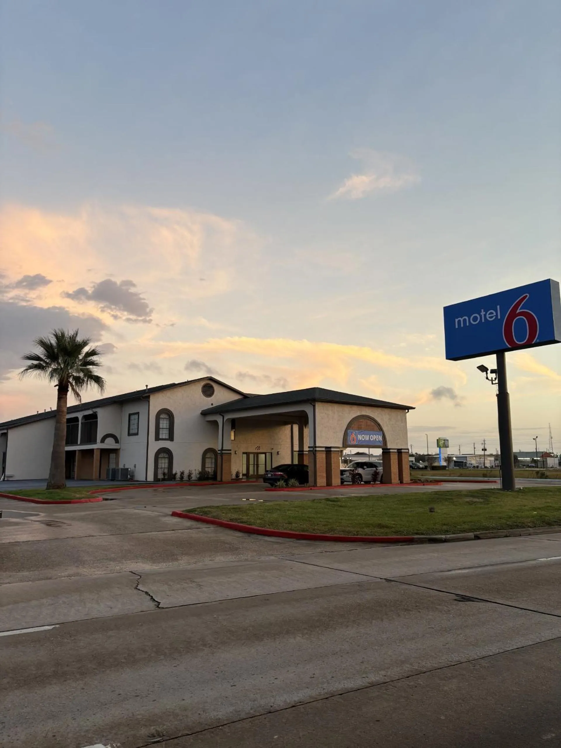 Property building in Americas Best Value Inn & Suites La Porte/Houston