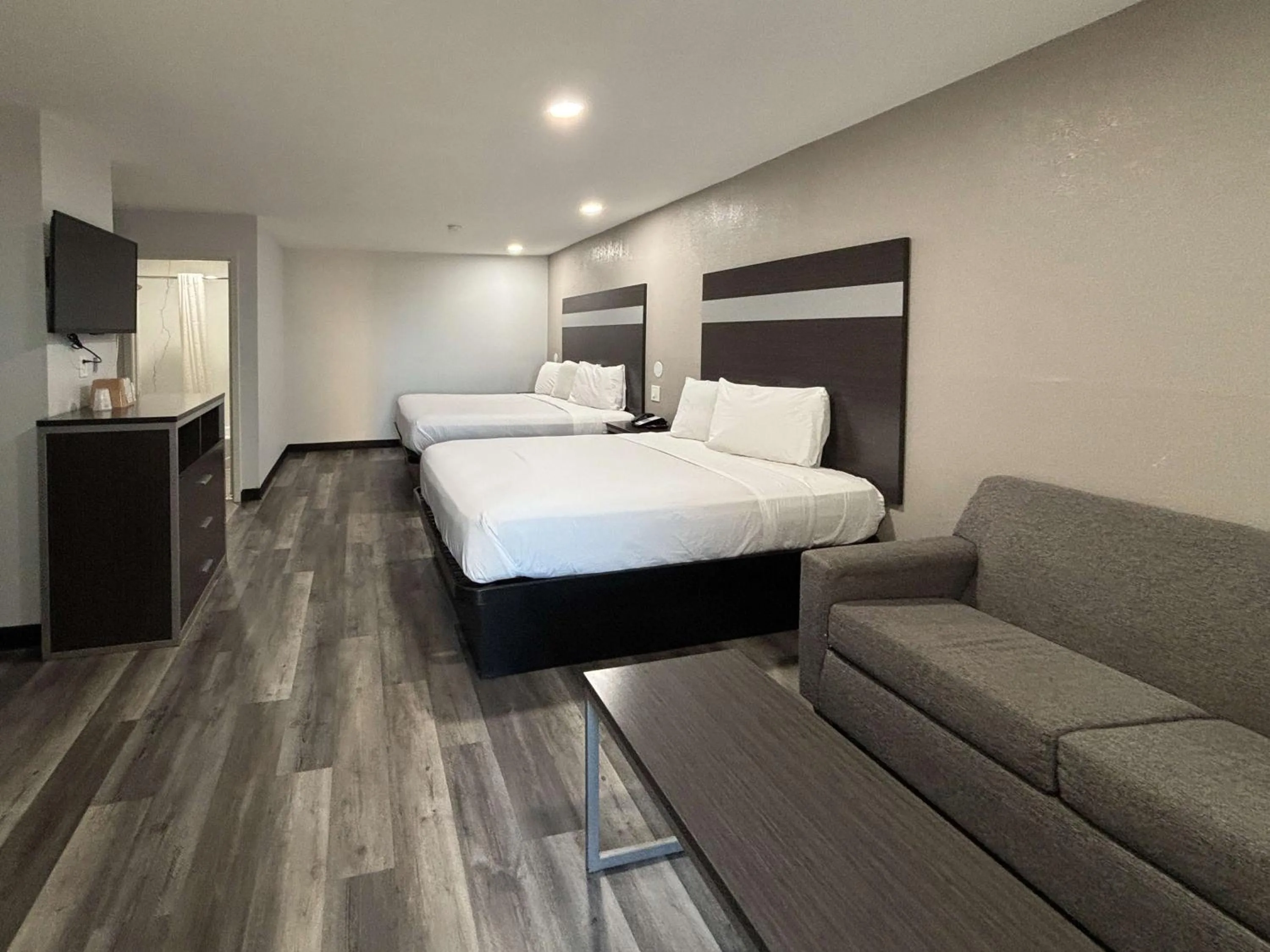 Bedroom, Bed in Americas Best Value Inn & Suites La Porte/Houston