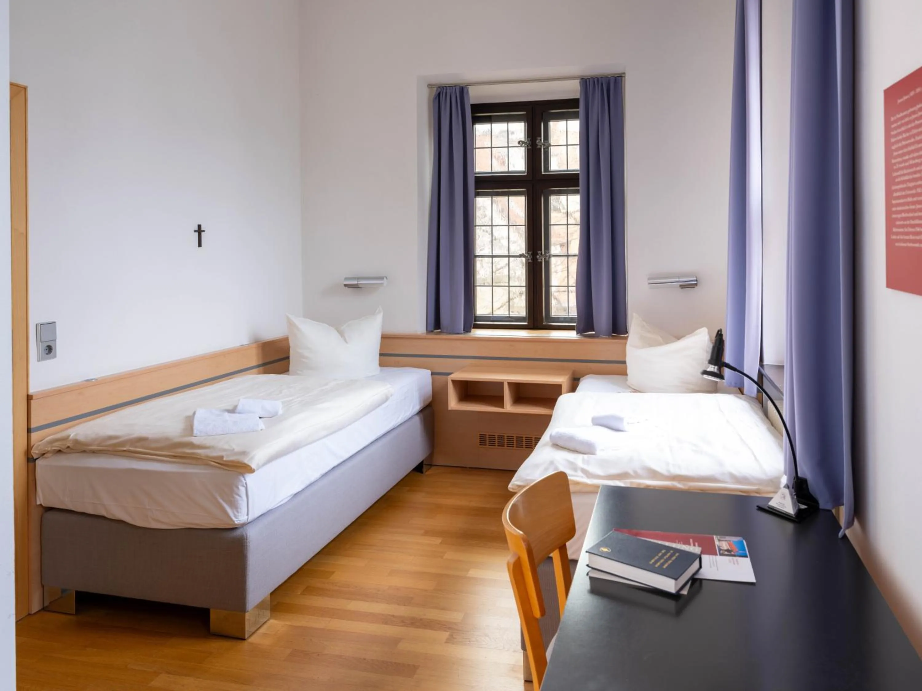 Photo of the whole room, Bed in Ev. Augustinerkloster zu Erfurt
