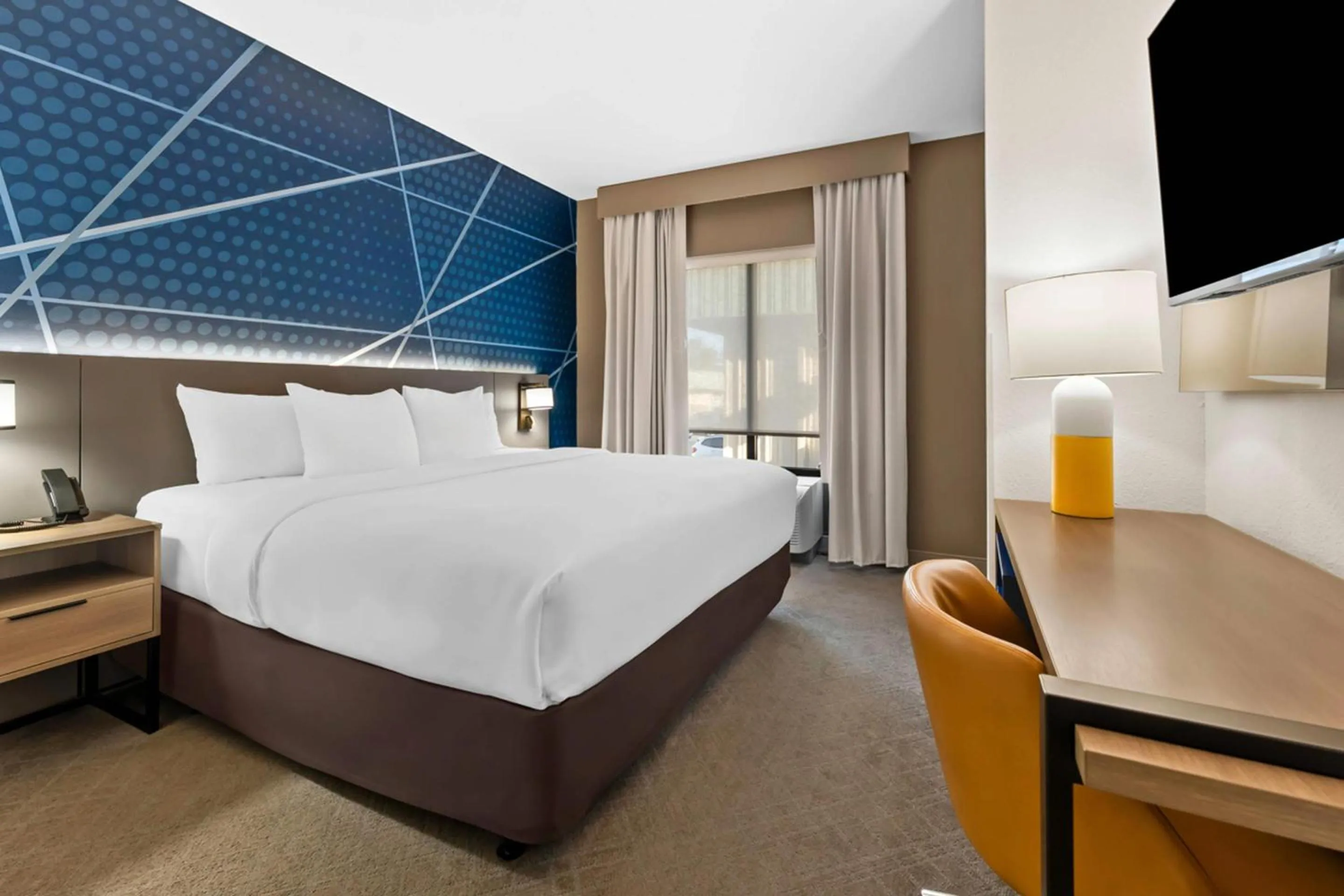 Bedroom, Bed in Comfort Suites Augusta Riverwatch