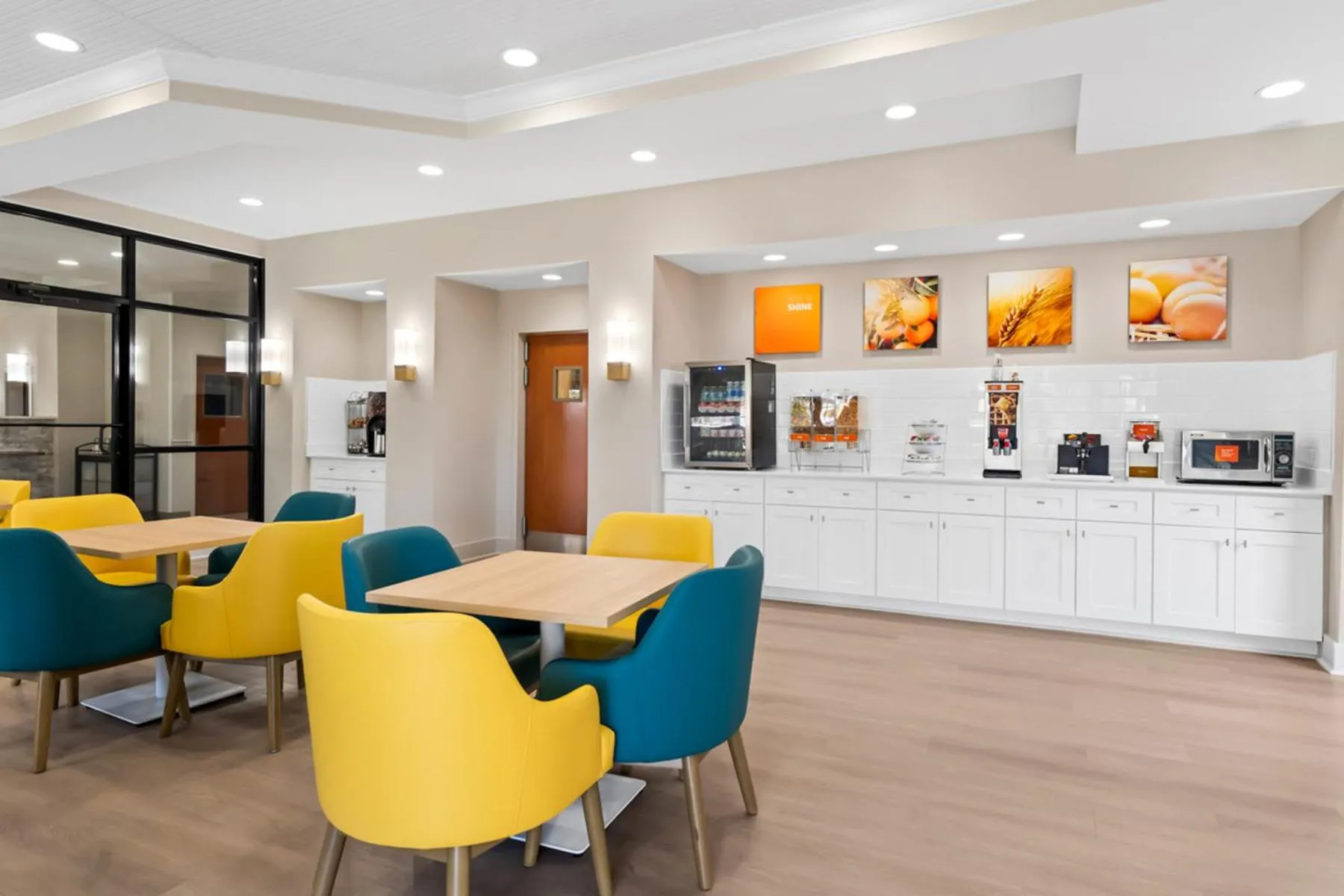 Coffee/tea facilities in Comfort Suites Augusta Riverwatch