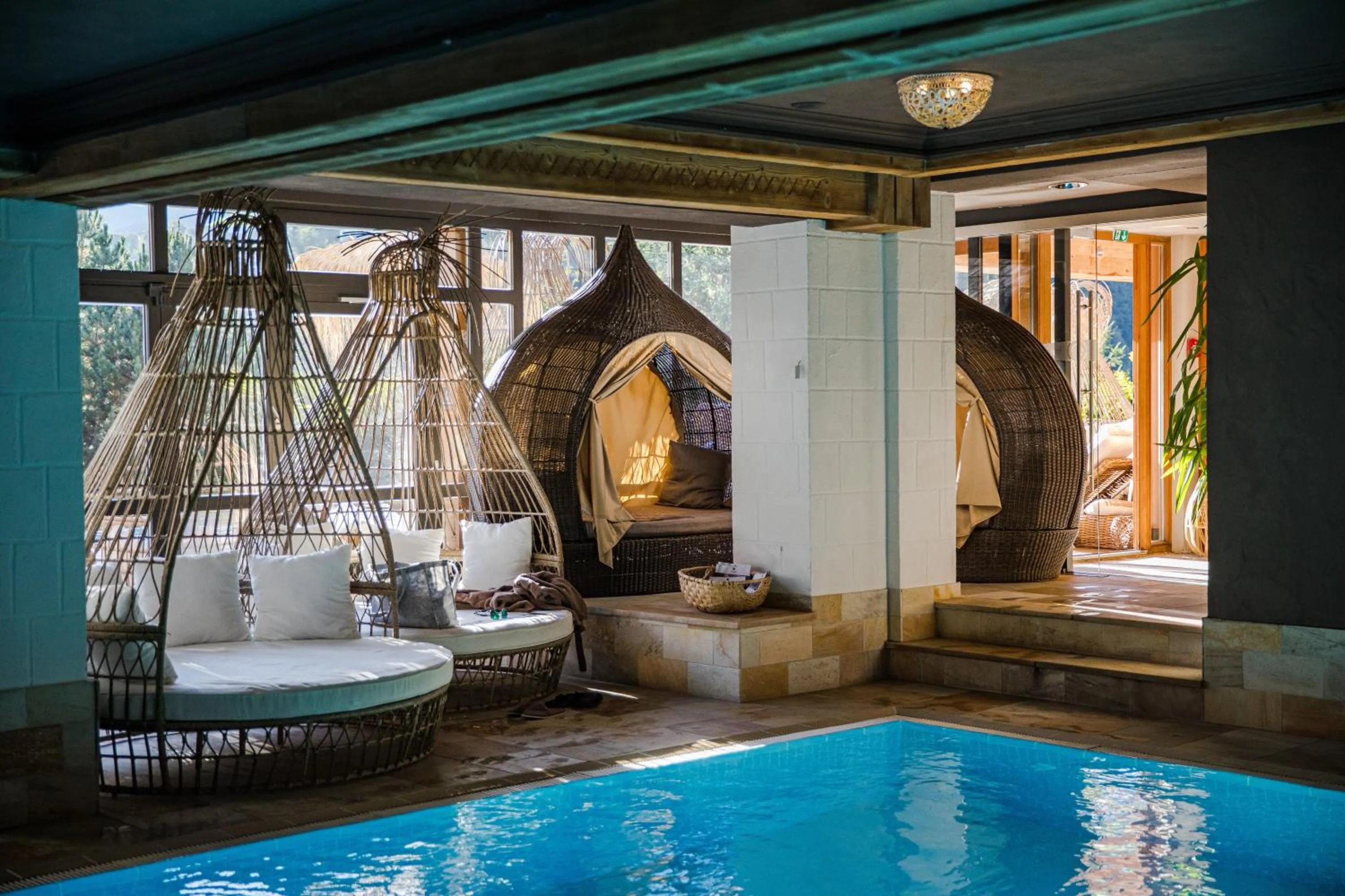 Swimming pool in Alpin Juwel - Bio und Lifestylehotel