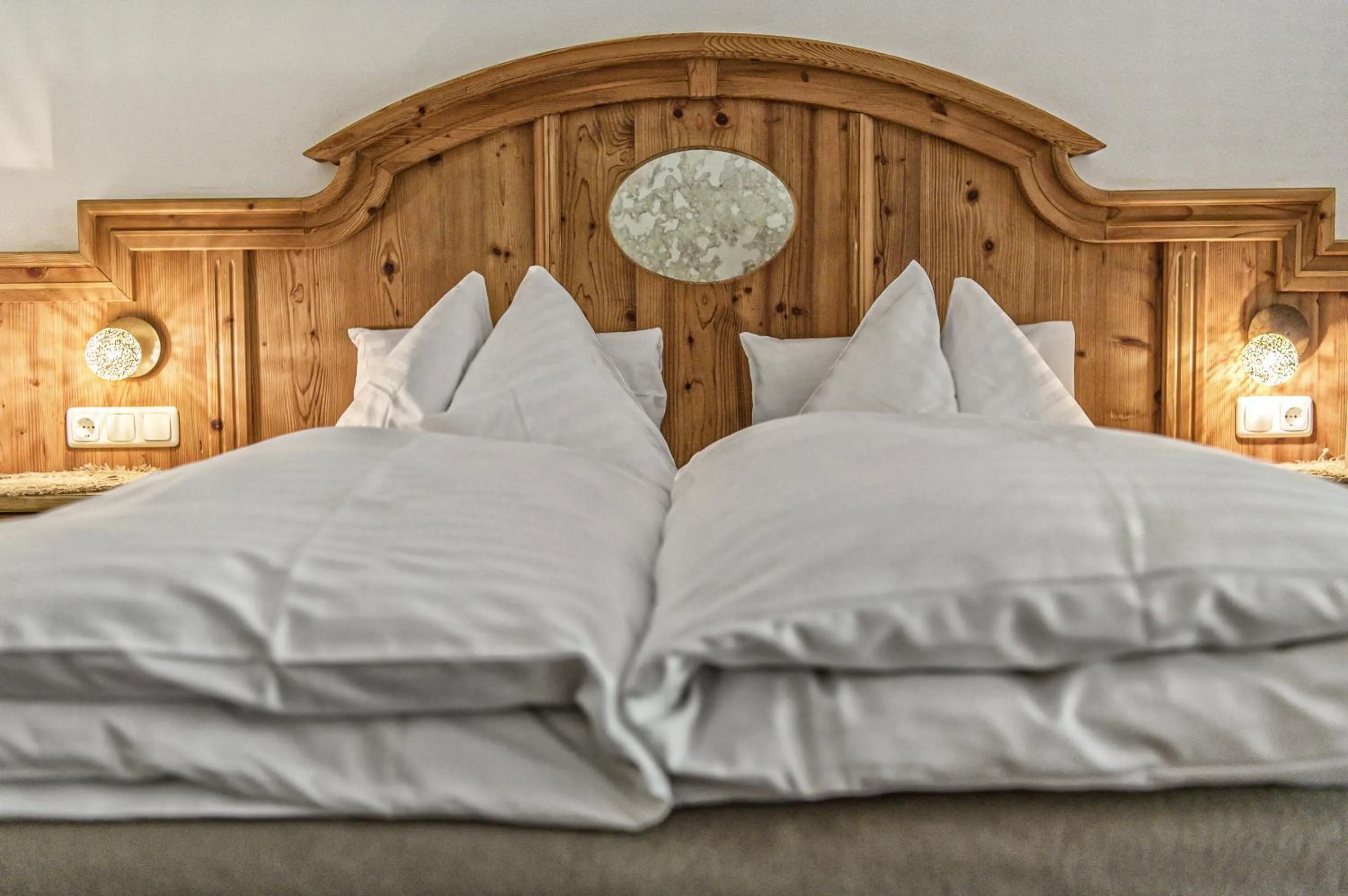 Bed in Alpin Juwel - Bio und Lifestylehotel