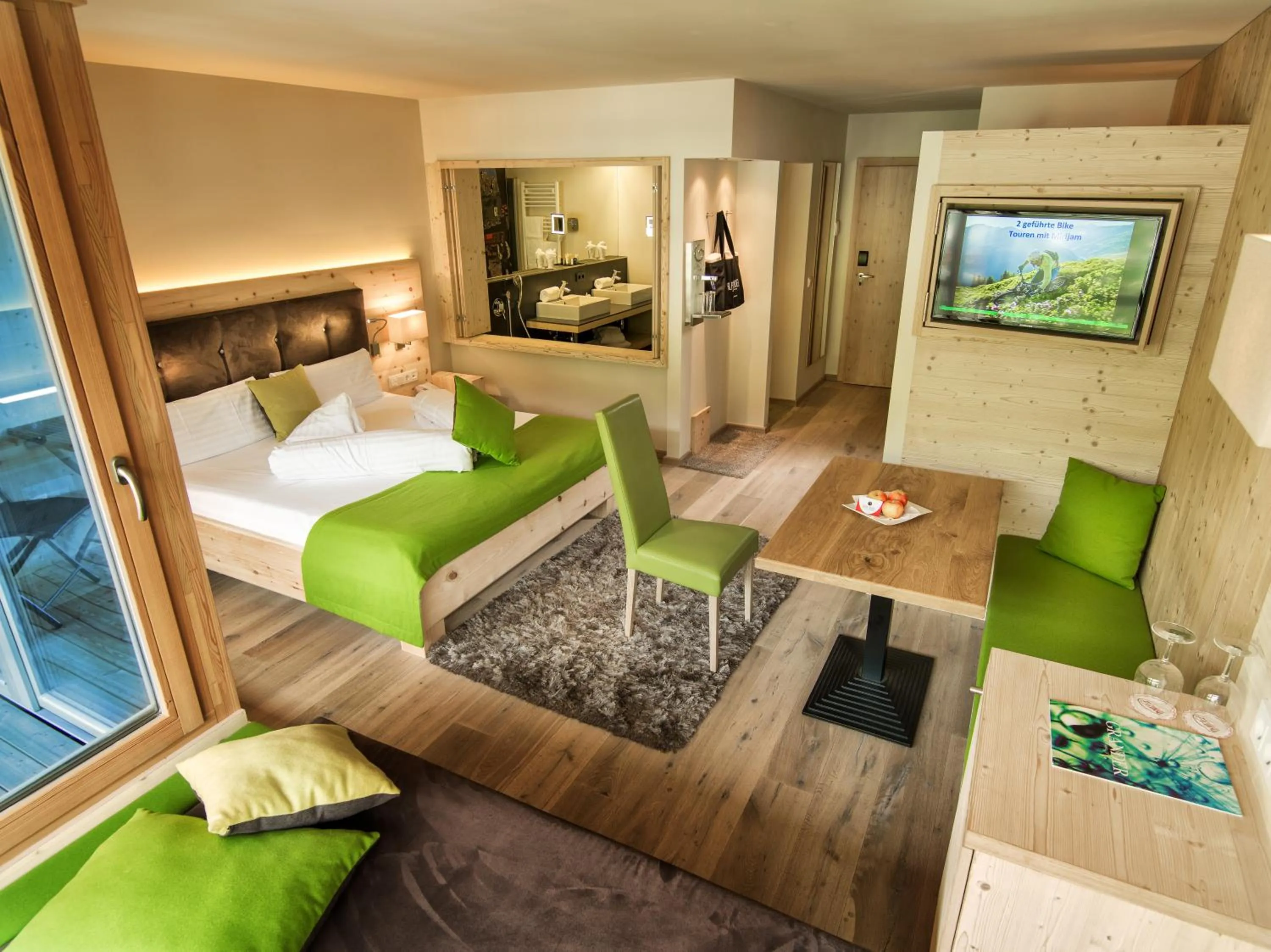 Bathroom, Bed in Alpin Juwel - Bio und Lifestylehotel