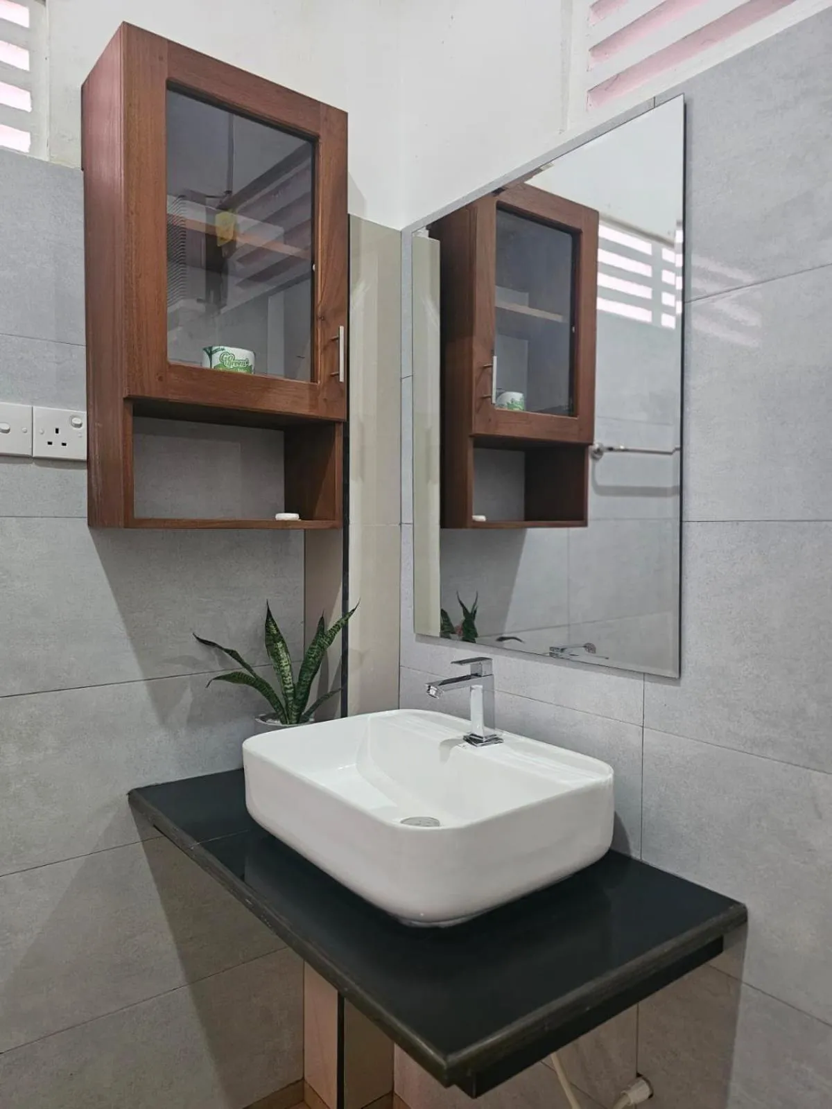 Bathroom in Optimum Residencies