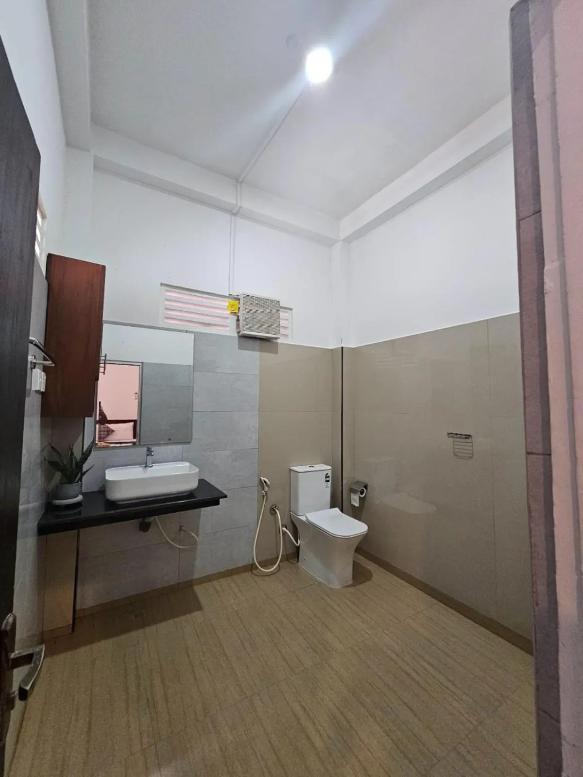 Bathroom in Optimum Residencies