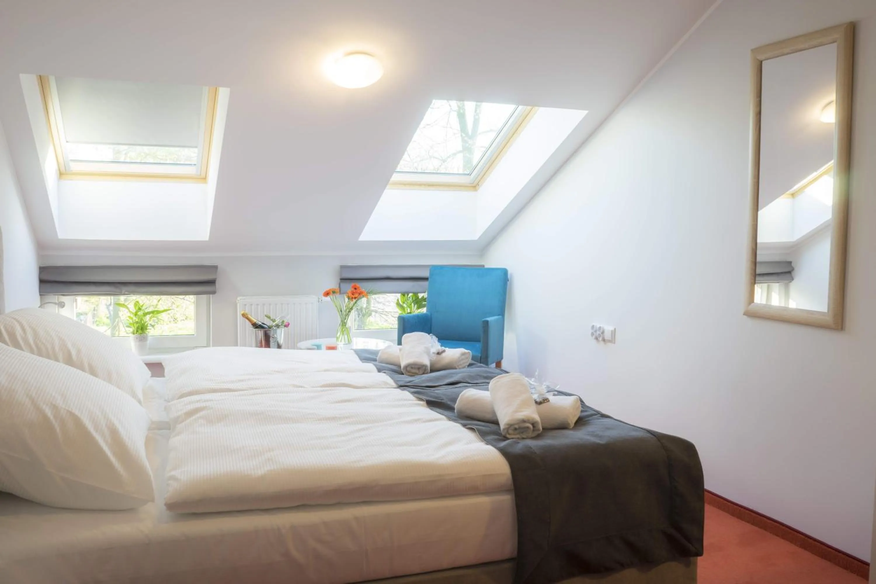 Bed in Hotel Inner City